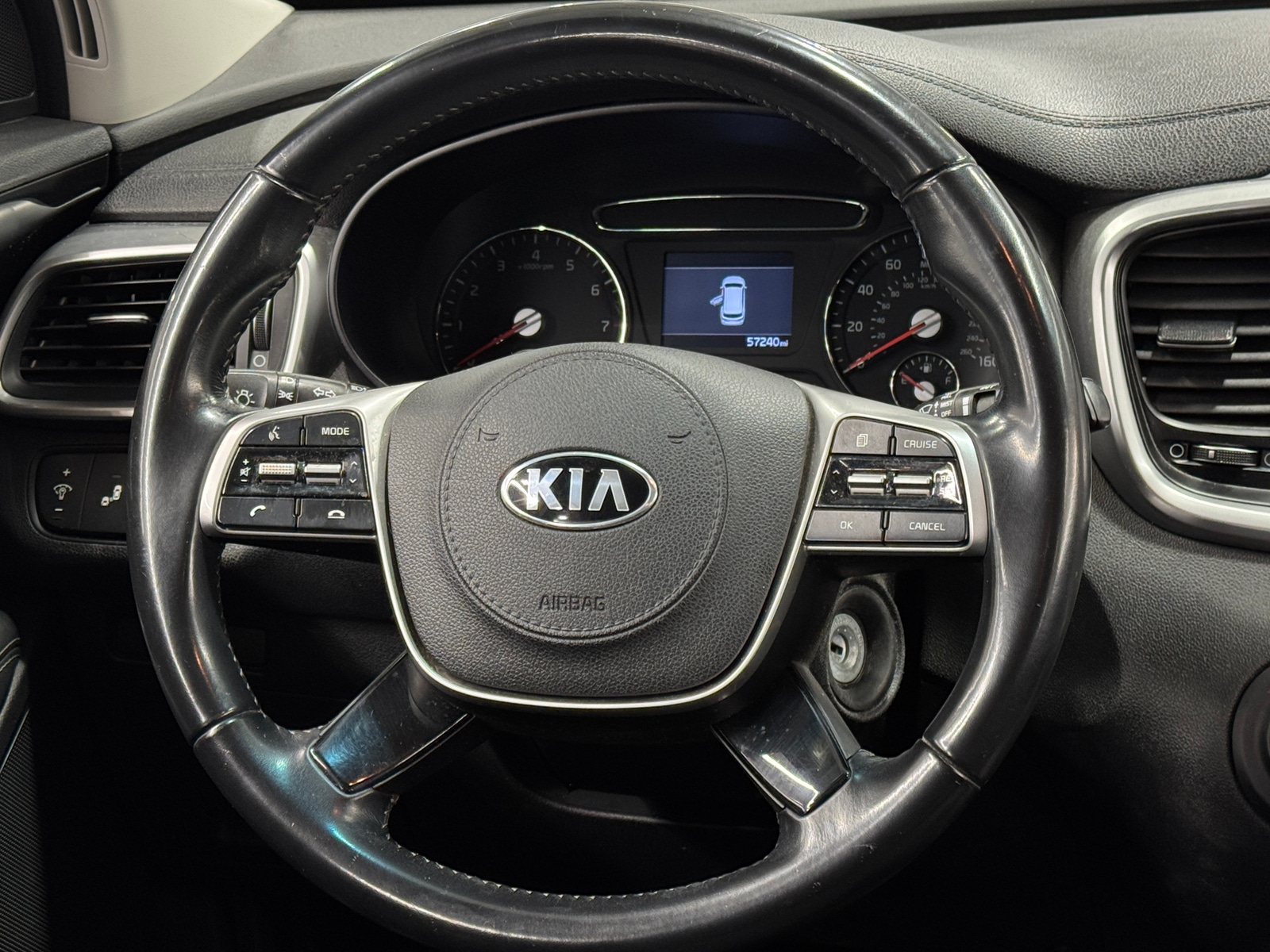 Thumbnail: 2020 Kia Sorento - 5