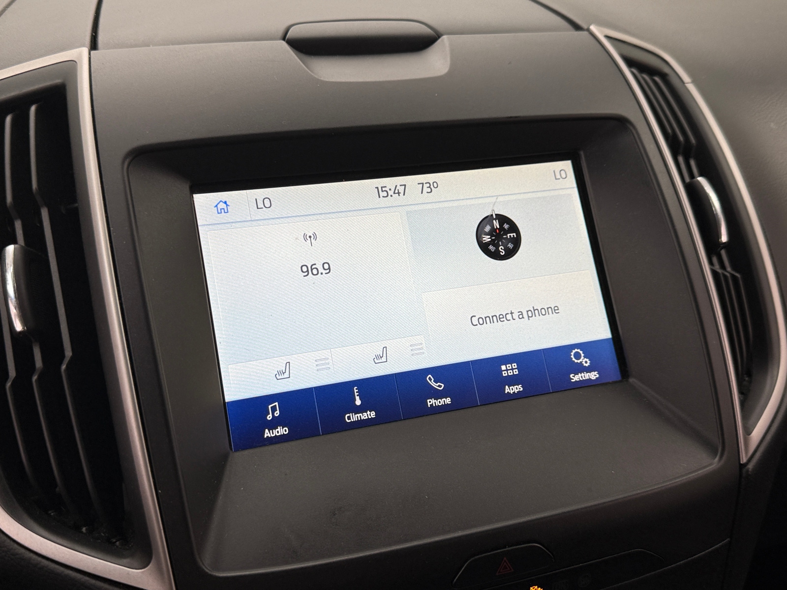 Thumbnail: 2019 Ford Edge - 3