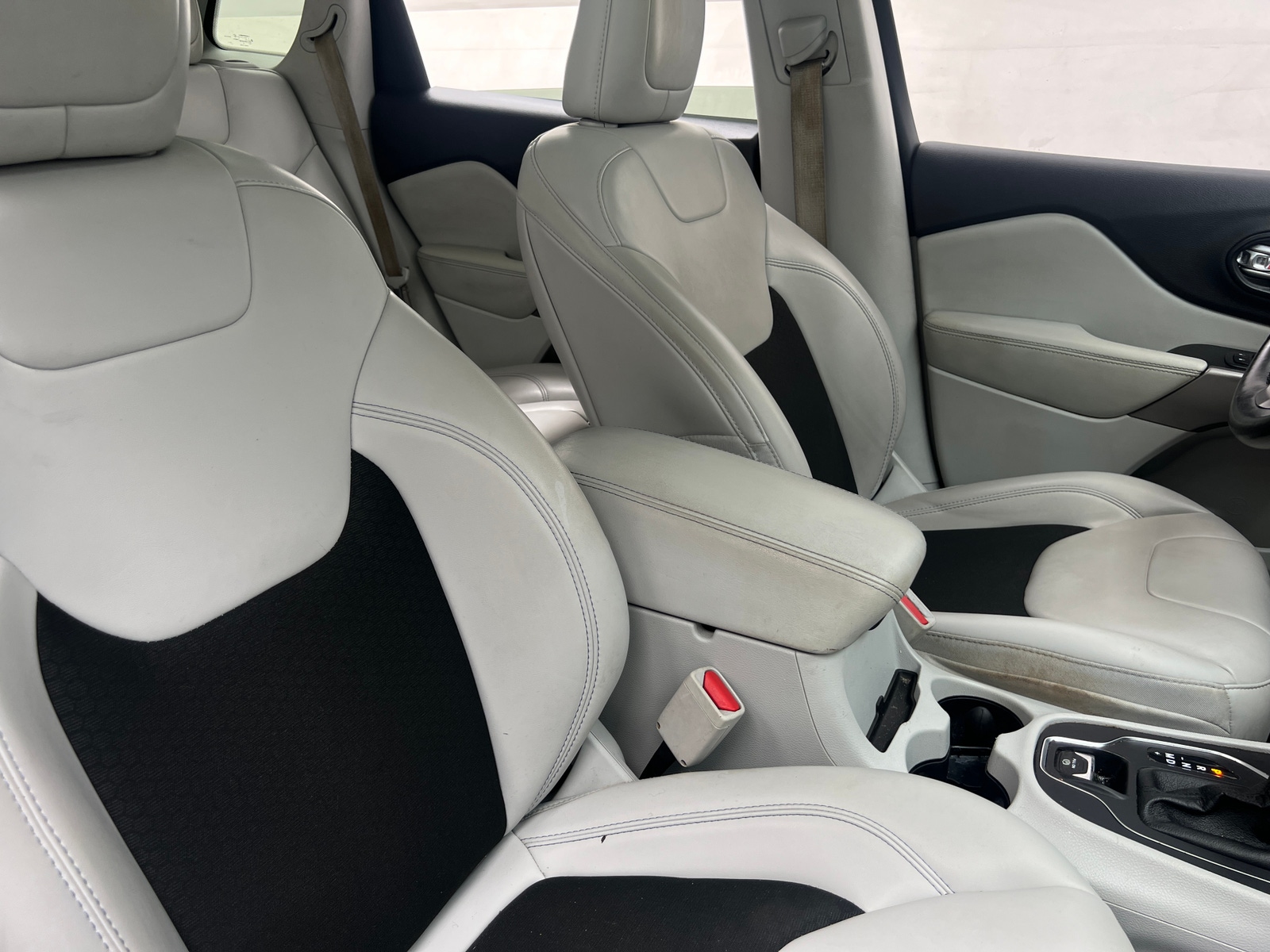 Thumbnail: 2021 Jeep Cherokee - 2