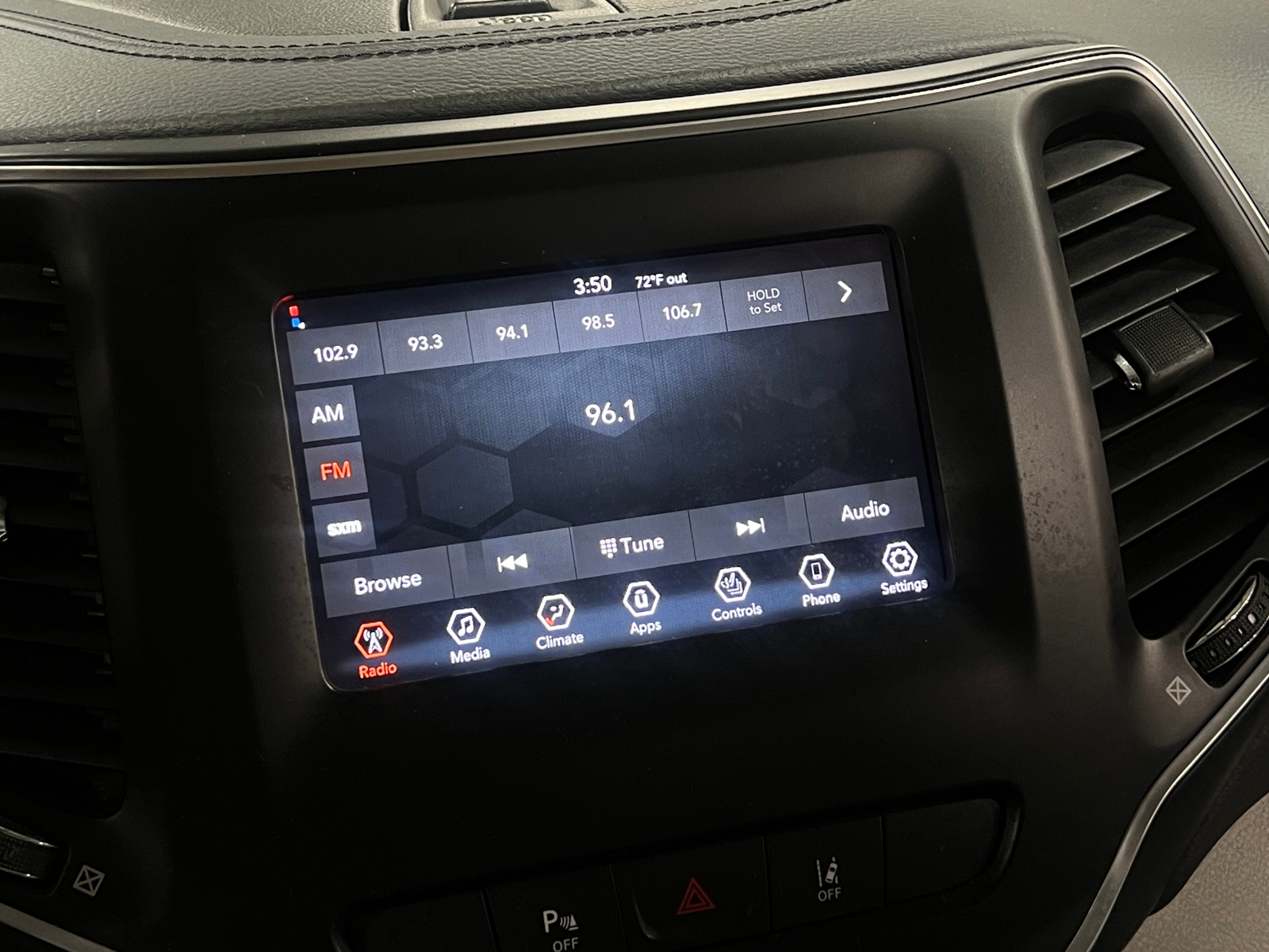 Thumbnail: 2021 Jeep Cherokee - 4