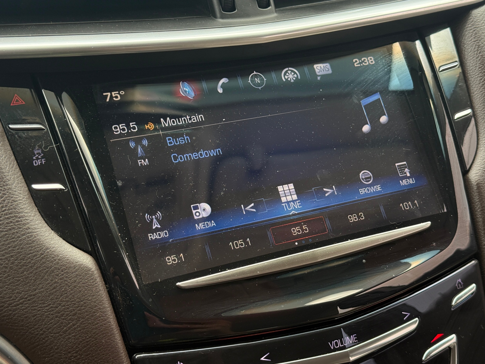 Thumbnail: 2017 Cadillac XTS - 3