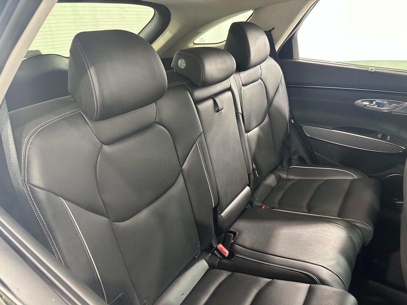 Thumbnail: 2022 Genesis GV70 - 5