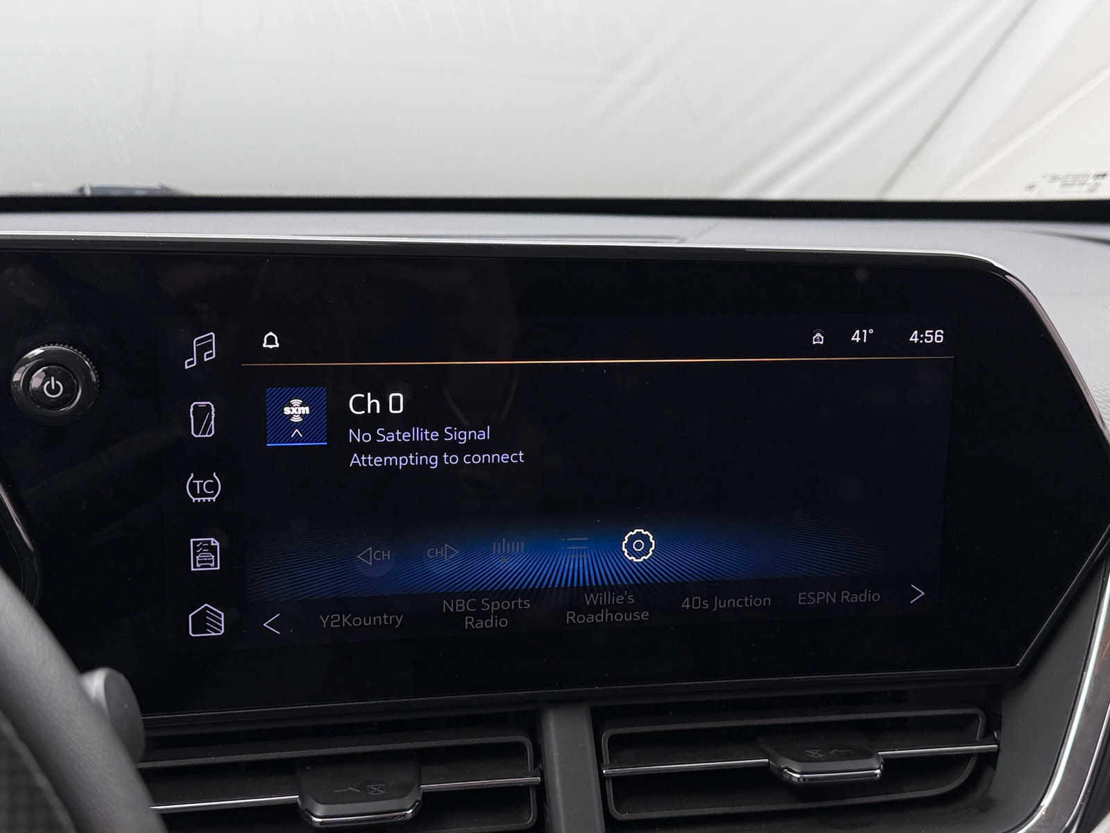 Thumbnail: 2025 Chevrolet Trax - 4