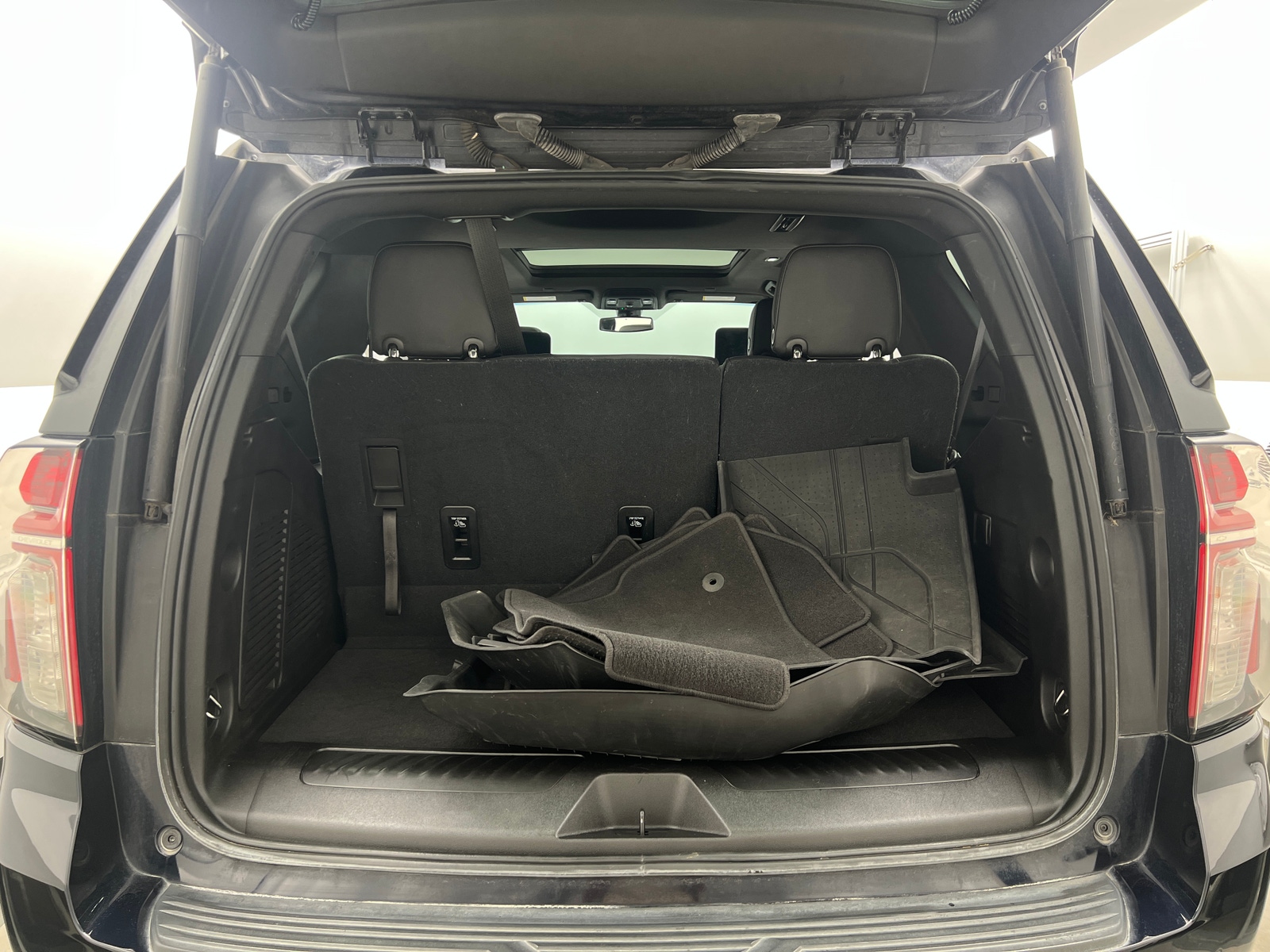 Thumbnail: 2021 Chevrolet Tahoe - 6