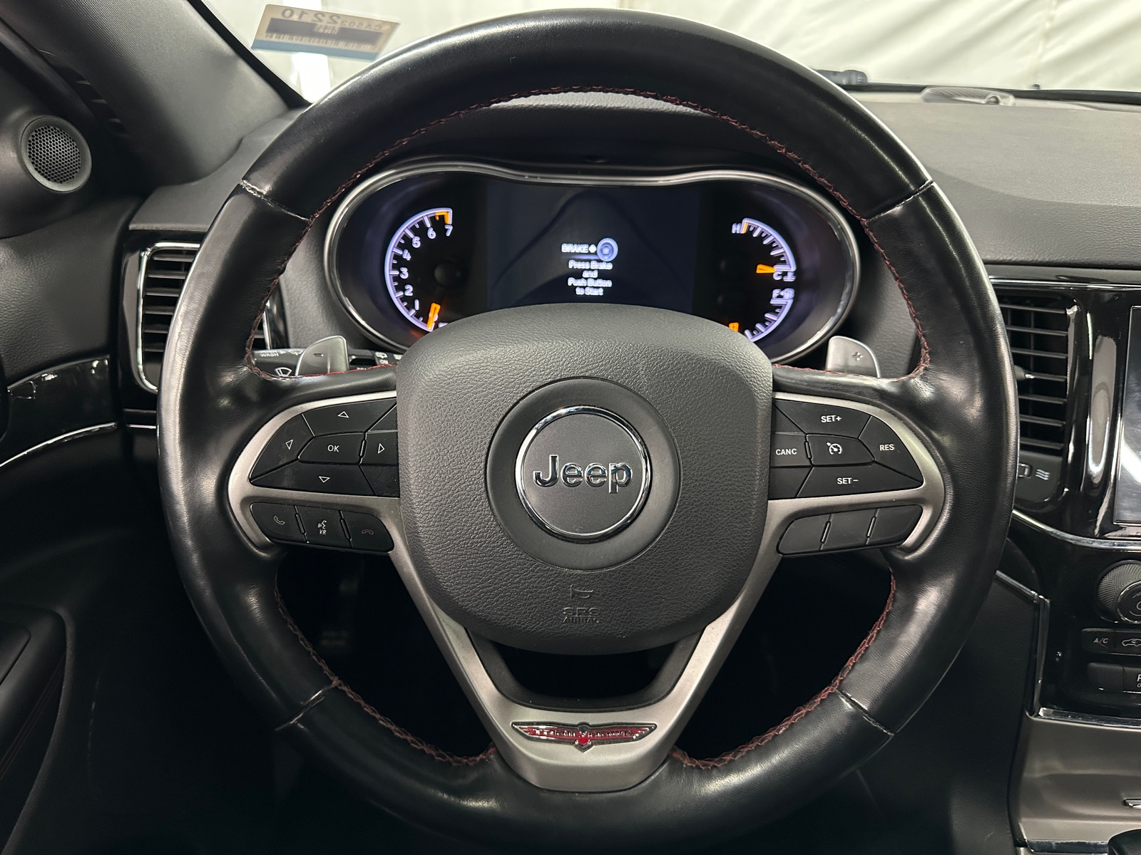 Thumbnail: 2021 Jeep Grand Cherokee - 4