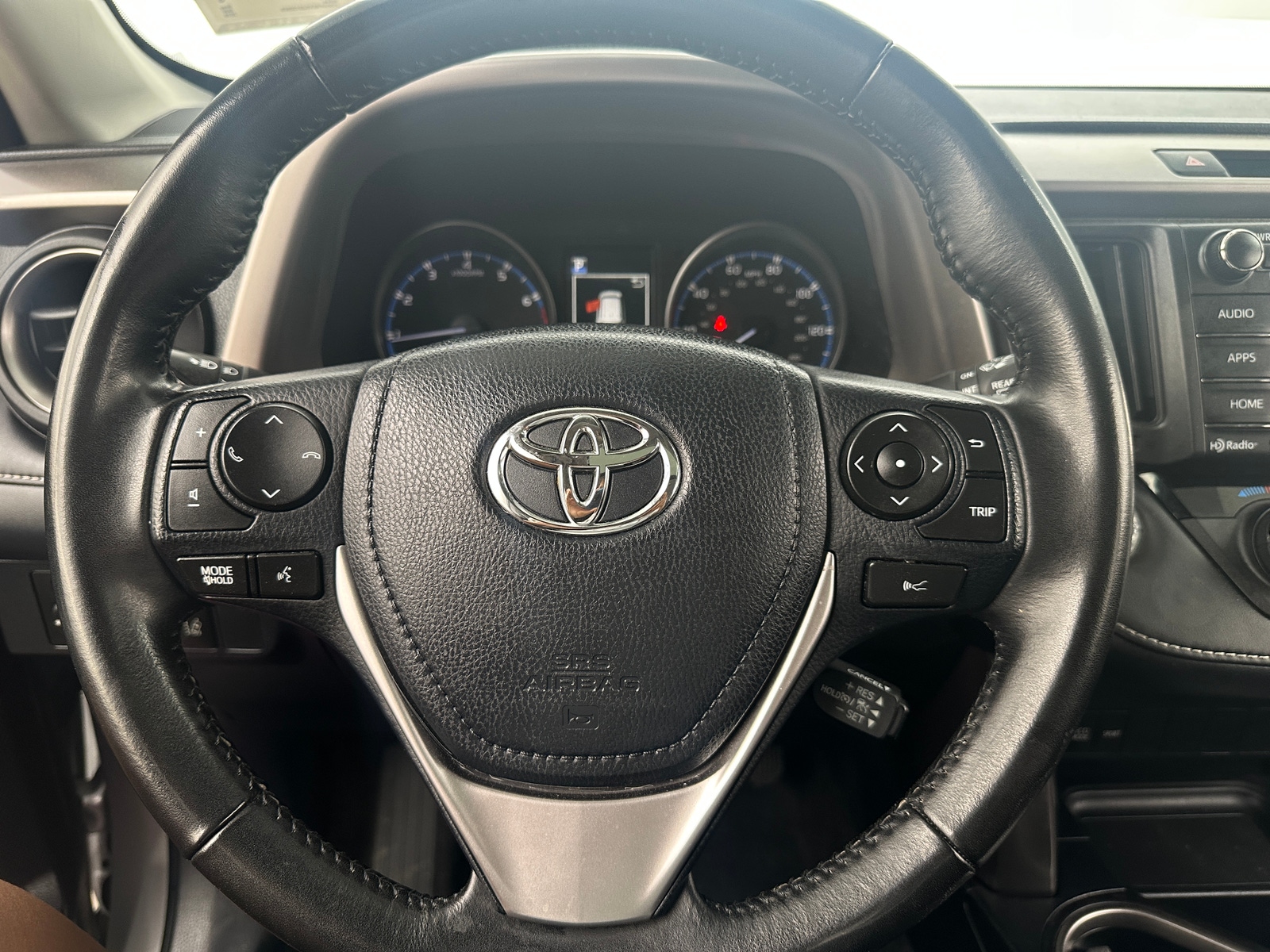 Thumbnail: 2018 Toyota RAV4 - 5