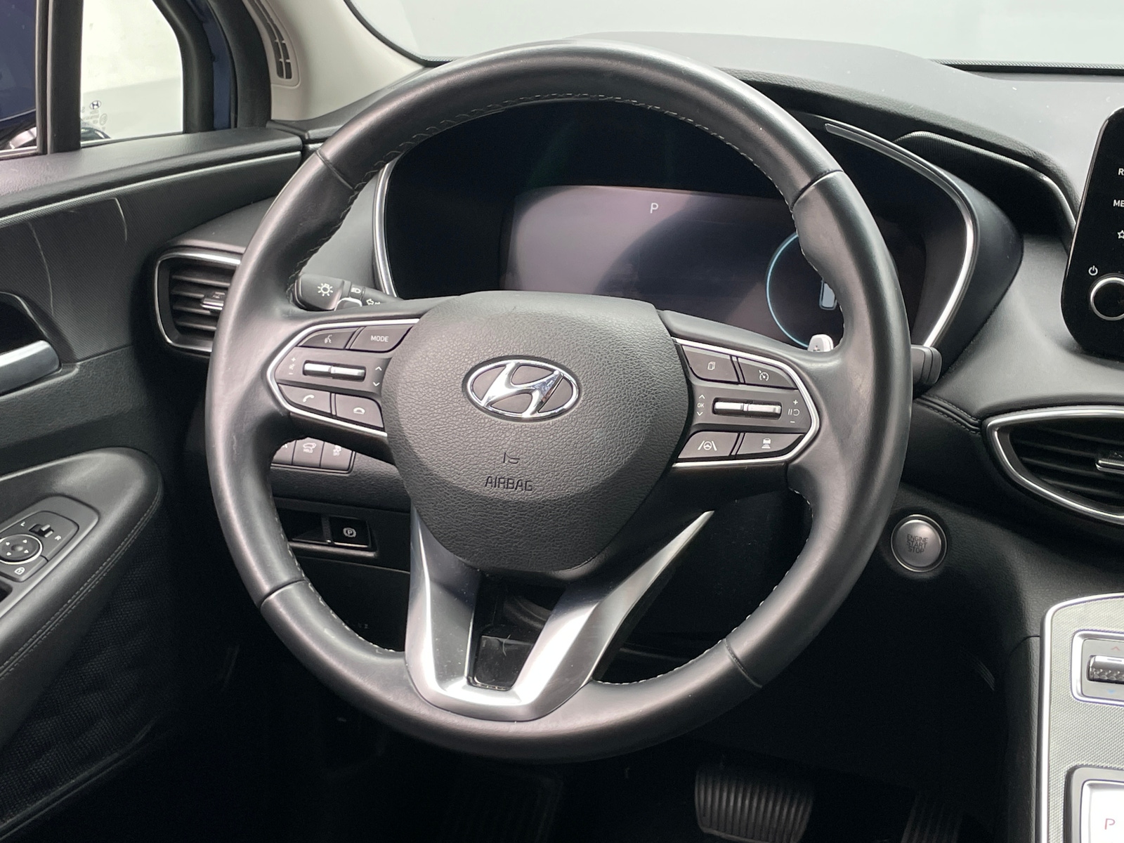 Thumbnail: 2022 Hyundai Santa Fe - 5