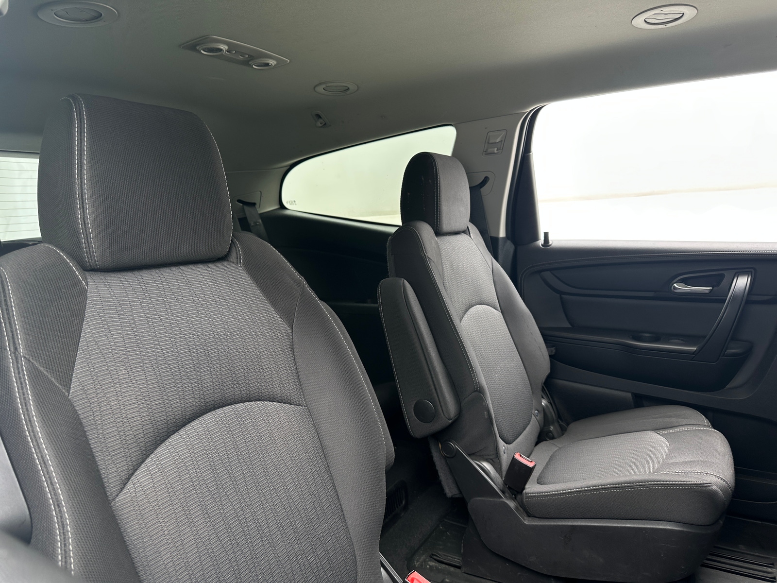 Thumbnail: 2017 Chevrolet Traverse - 6