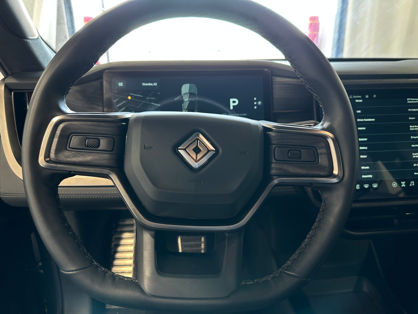 Thumbnail: 2023 Rivian R1T - 4