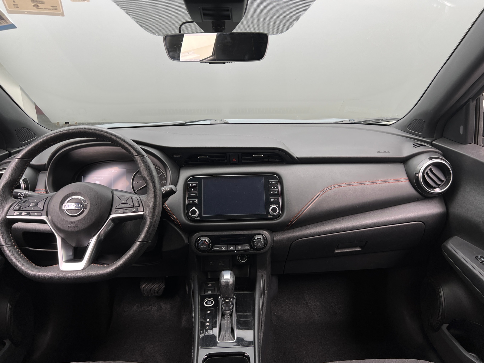 Thumbnail: 2021 Nissan Kicks - 3