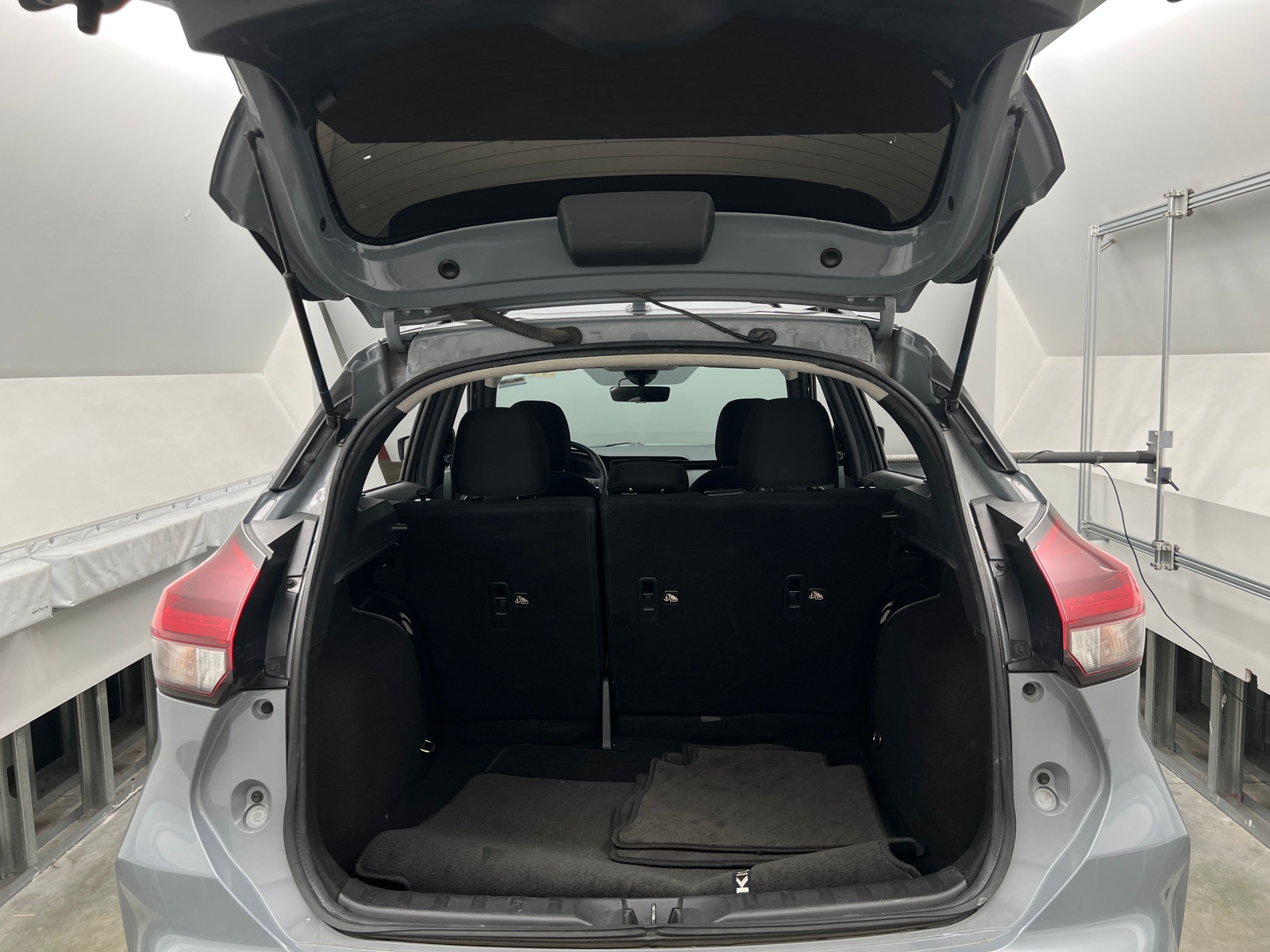 Thumbnail: 2021 Nissan Kicks - 7