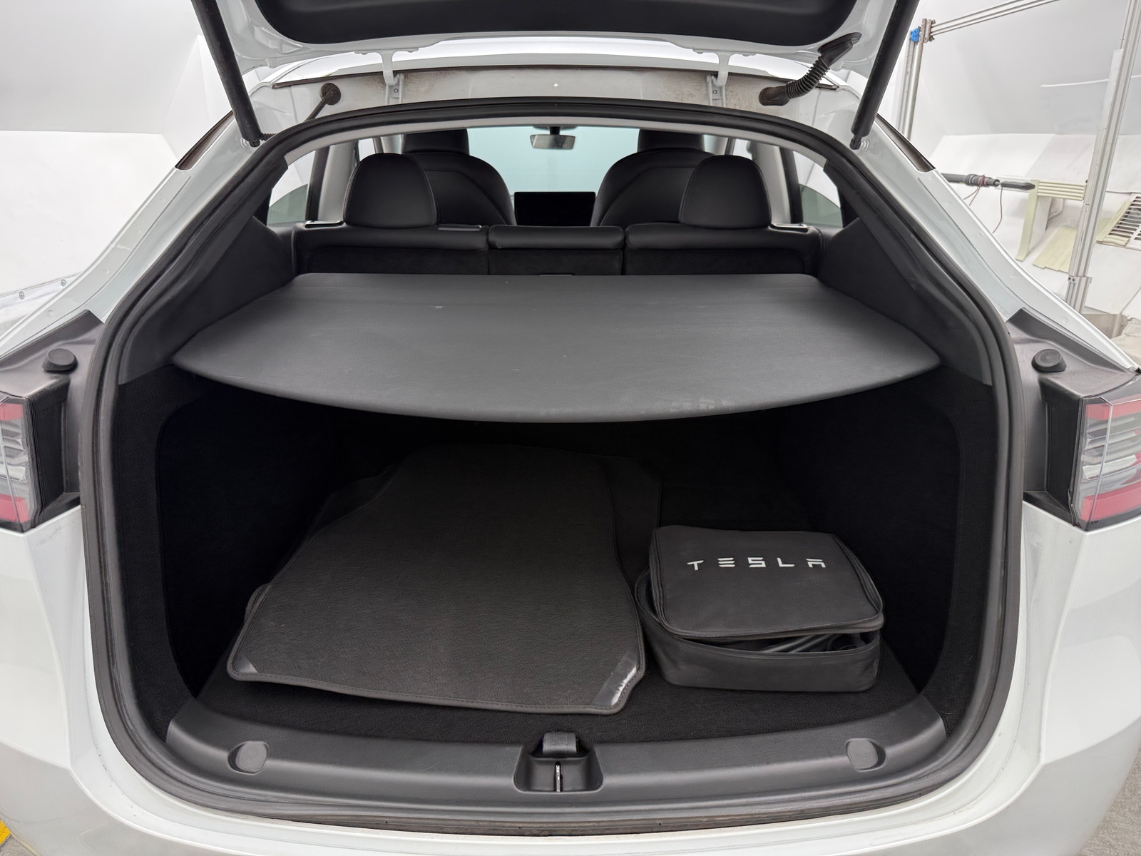 Thumbnail: 2024 Tesla Model Y - 6