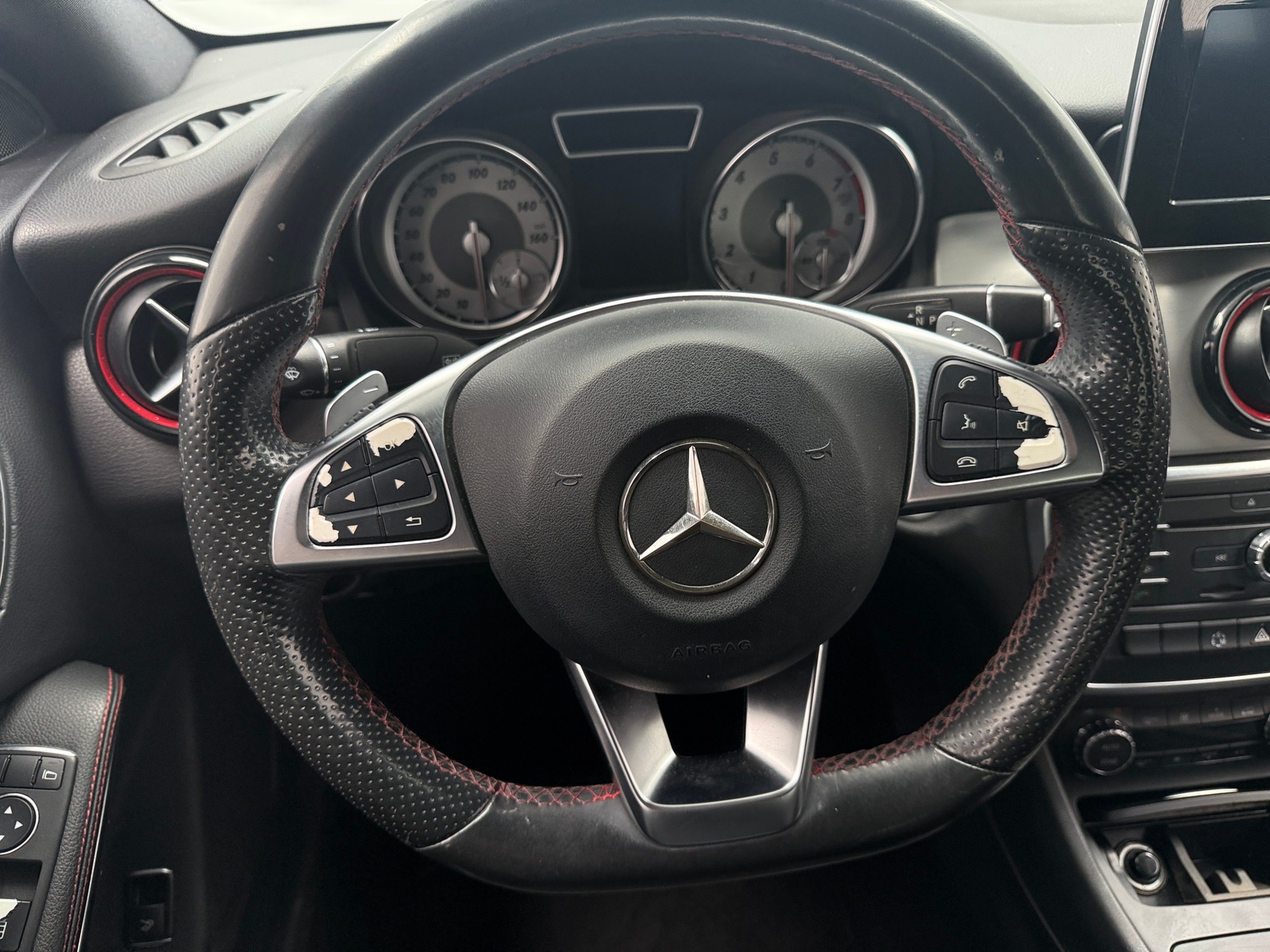 Thumbnail: 2015 Mercedes-Benz CLA - 4