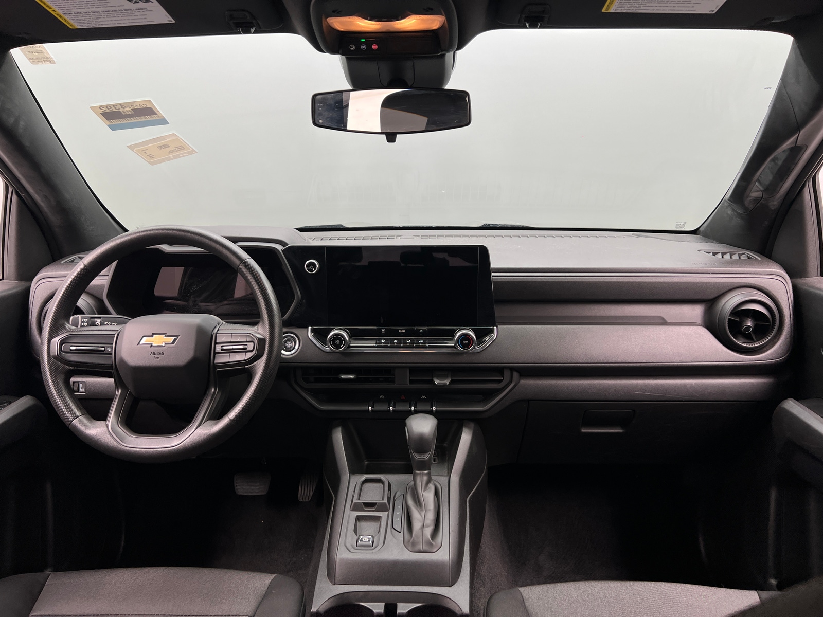 Thumbnail: 2023 Chevrolet Colorado - 3