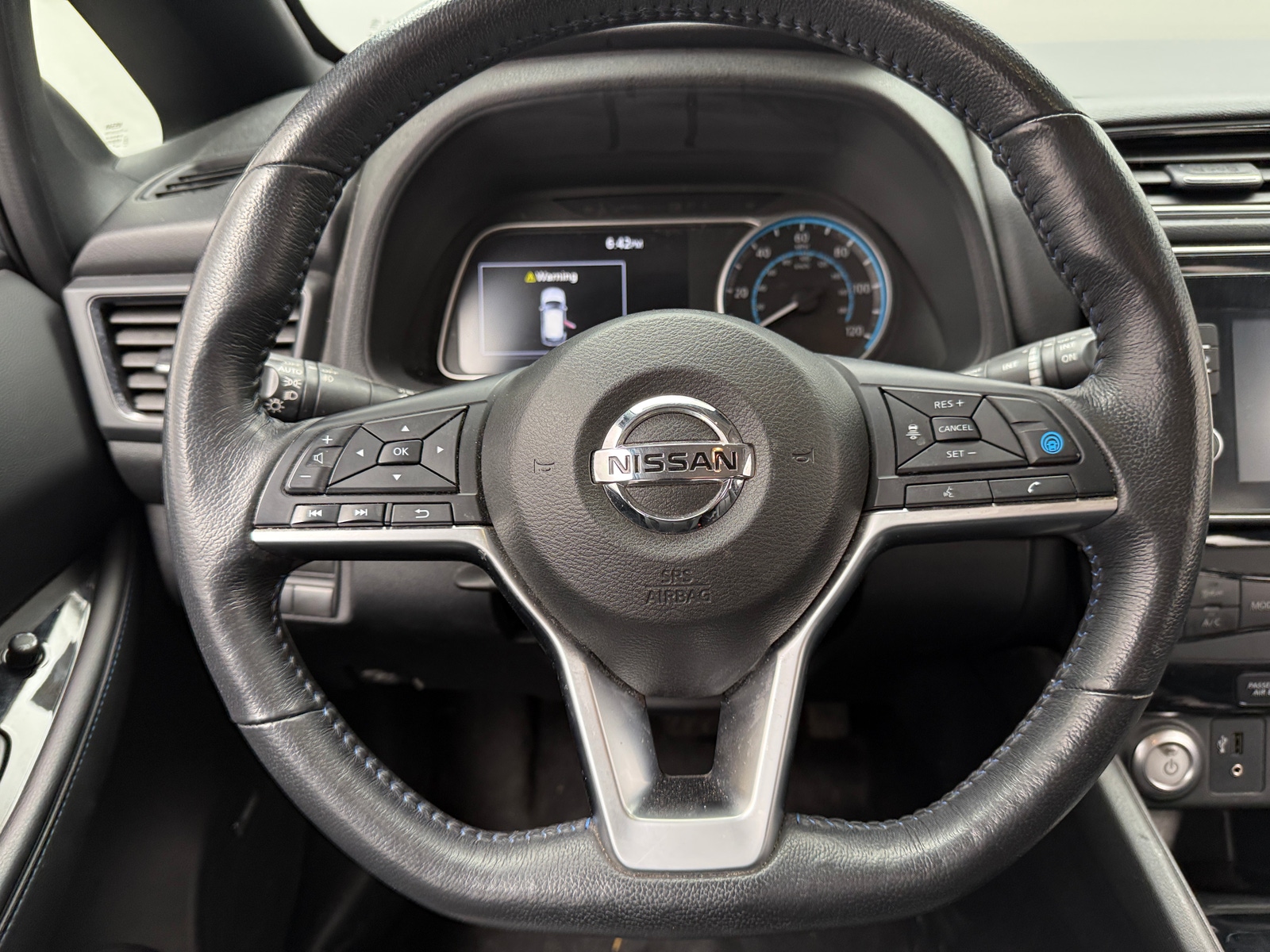 Thumbnail: 2019 Nissan Leaf - 4