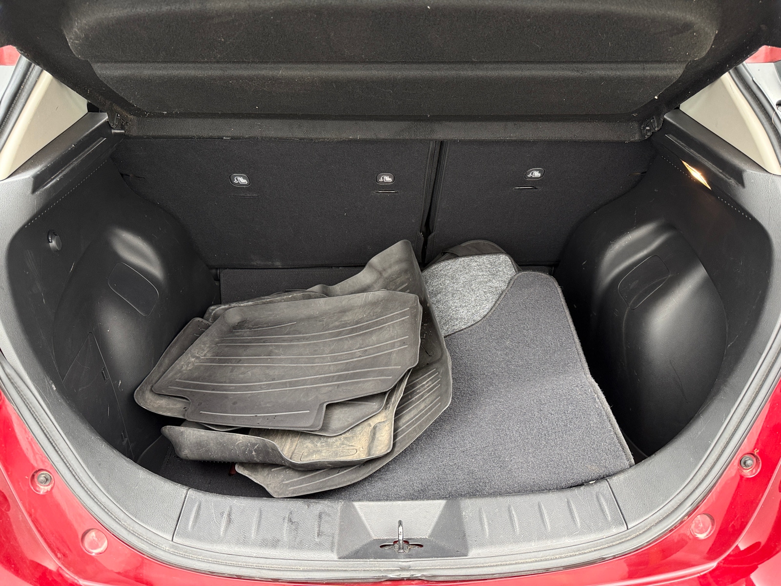 Thumbnail: 2019 Nissan Leaf - 6