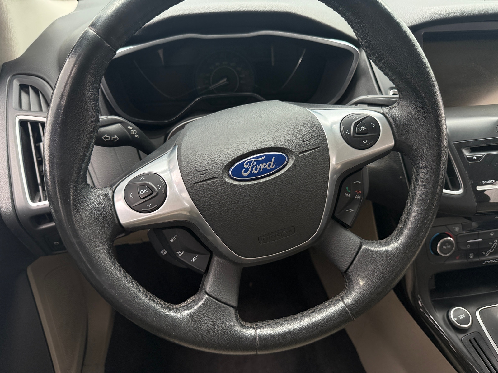 Thumbnail: 2015 Ford Focus - 5