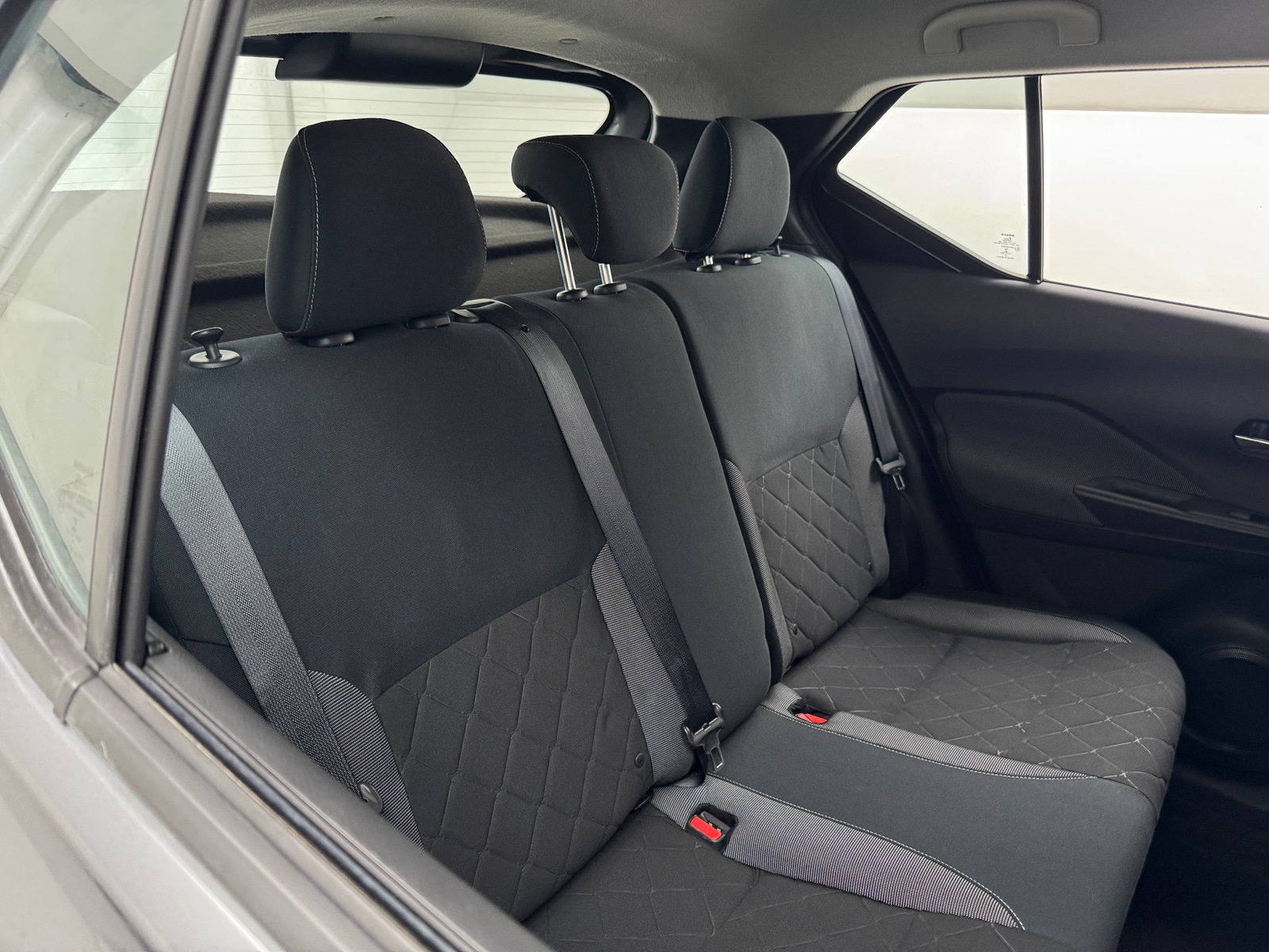 Thumbnail: 2018 Nissan Kicks - 6