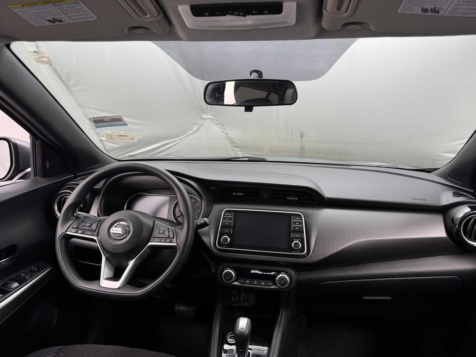 Thumbnail: 2018 Nissan Kicks - 3