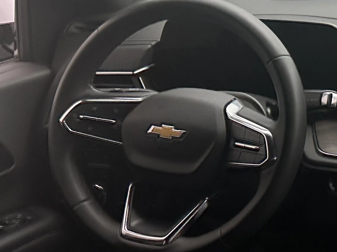 Thumbnail: 2025 Chevrolet Tahoe - 4