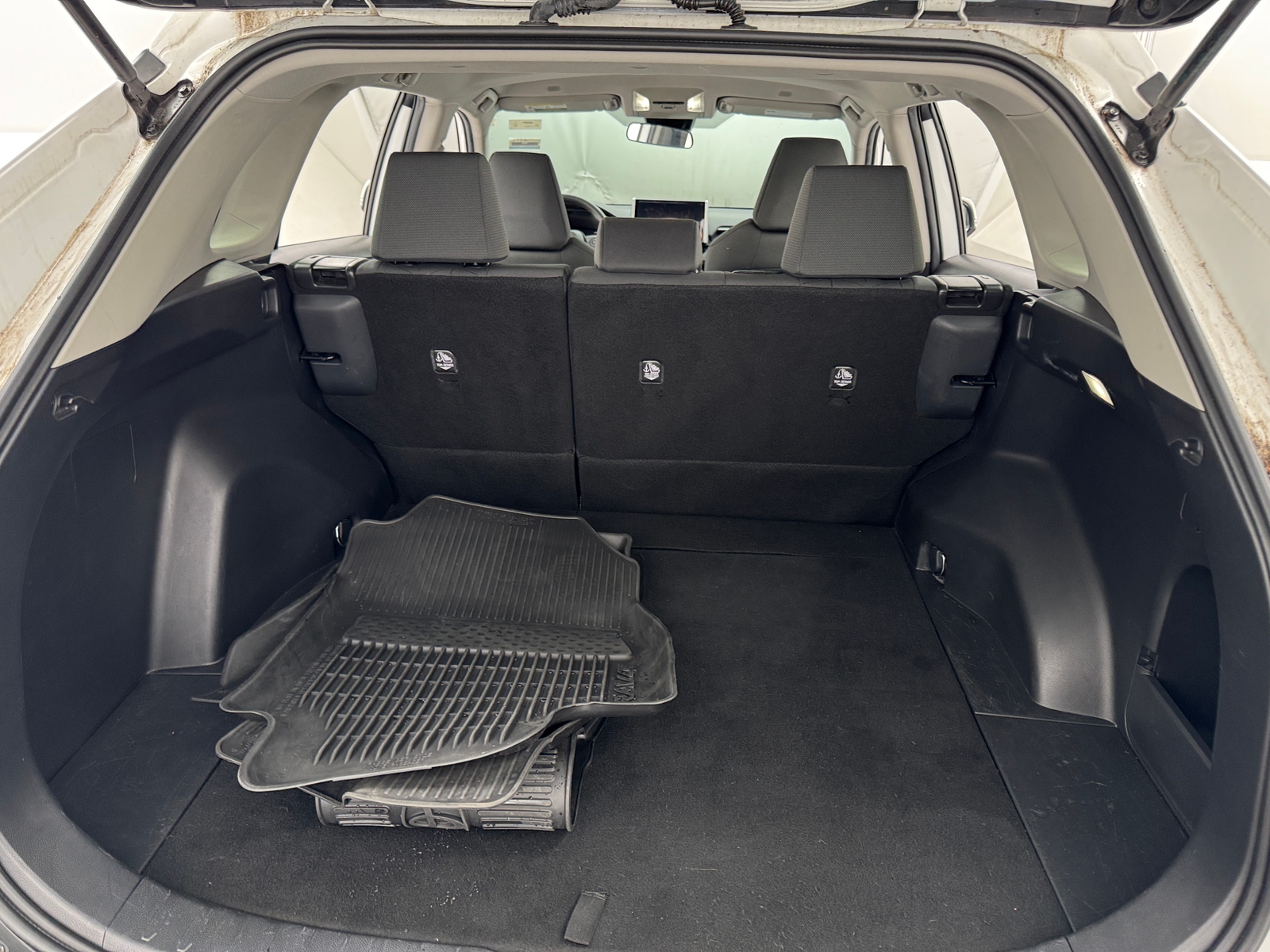 Thumbnail: 2023 Toyota RAV4 - 7