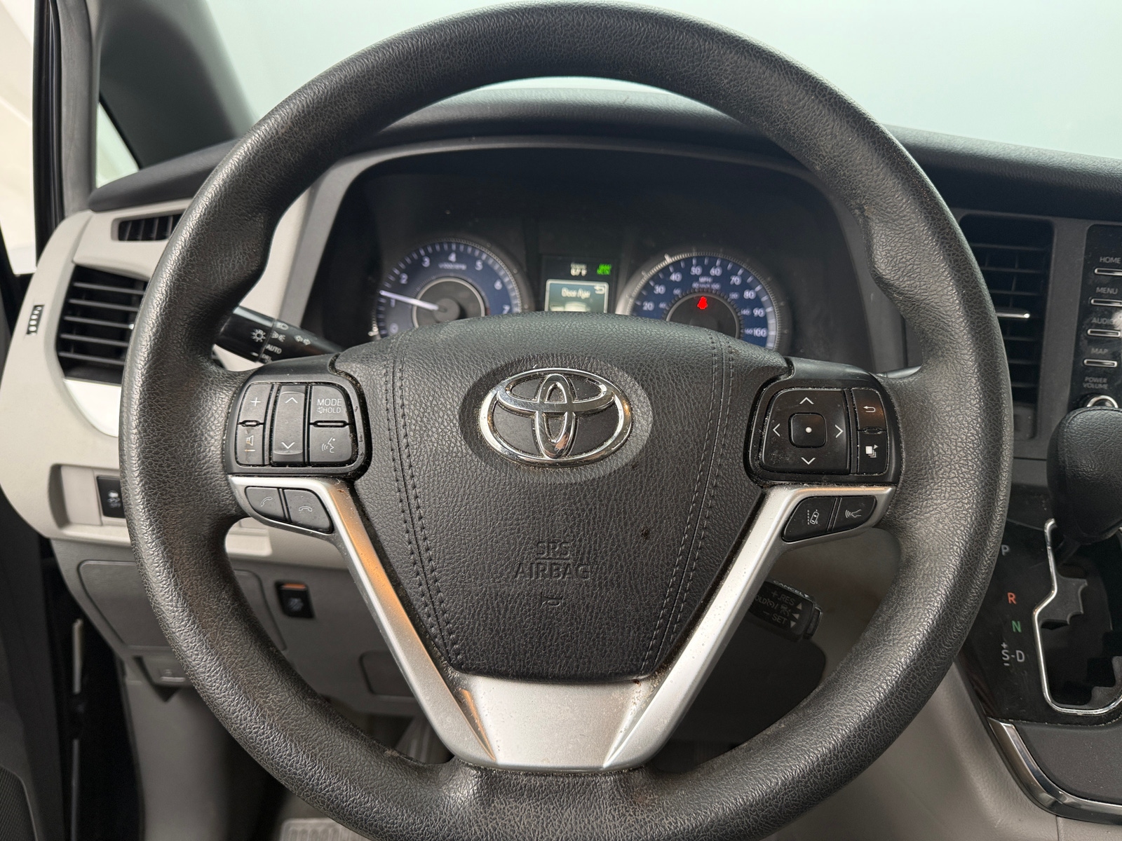 Thumbnail: 2019 Toyota Sienna - 5