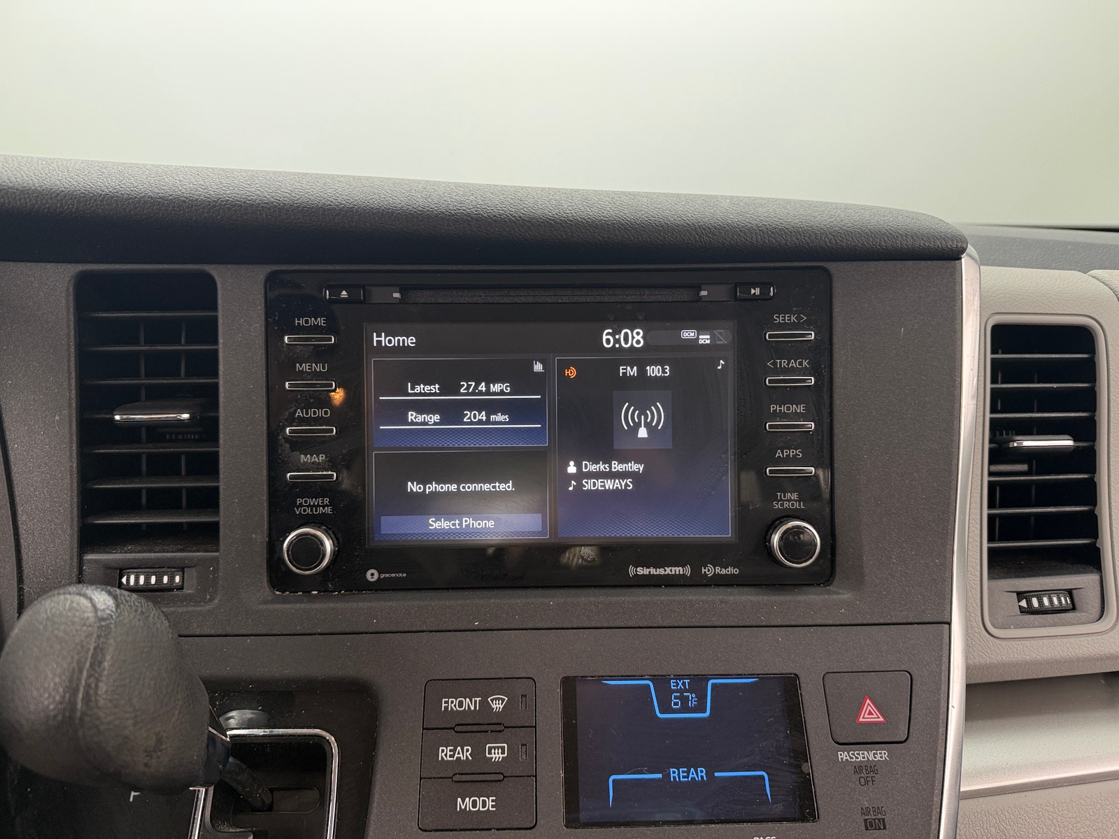 Thumbnail: 2019 Toyota Sienna - 4