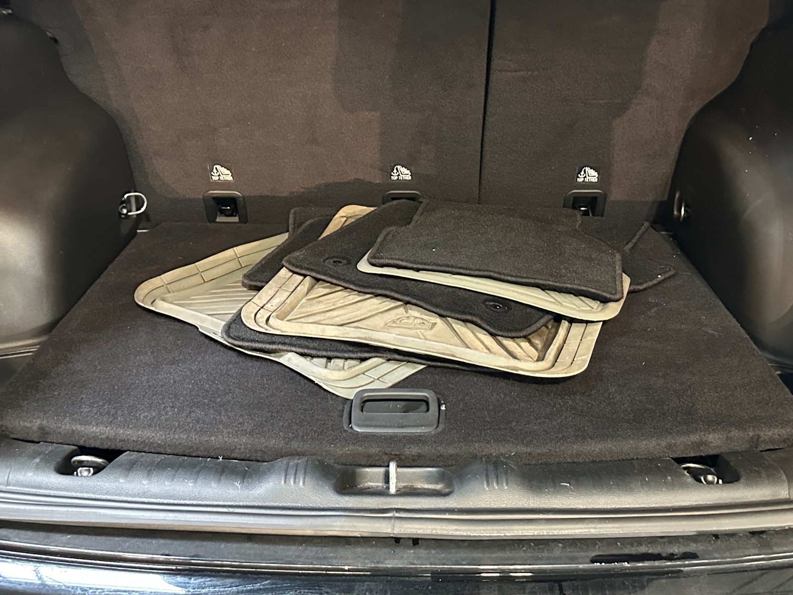 Thumbnail: 2023 Jeep Compass - 6