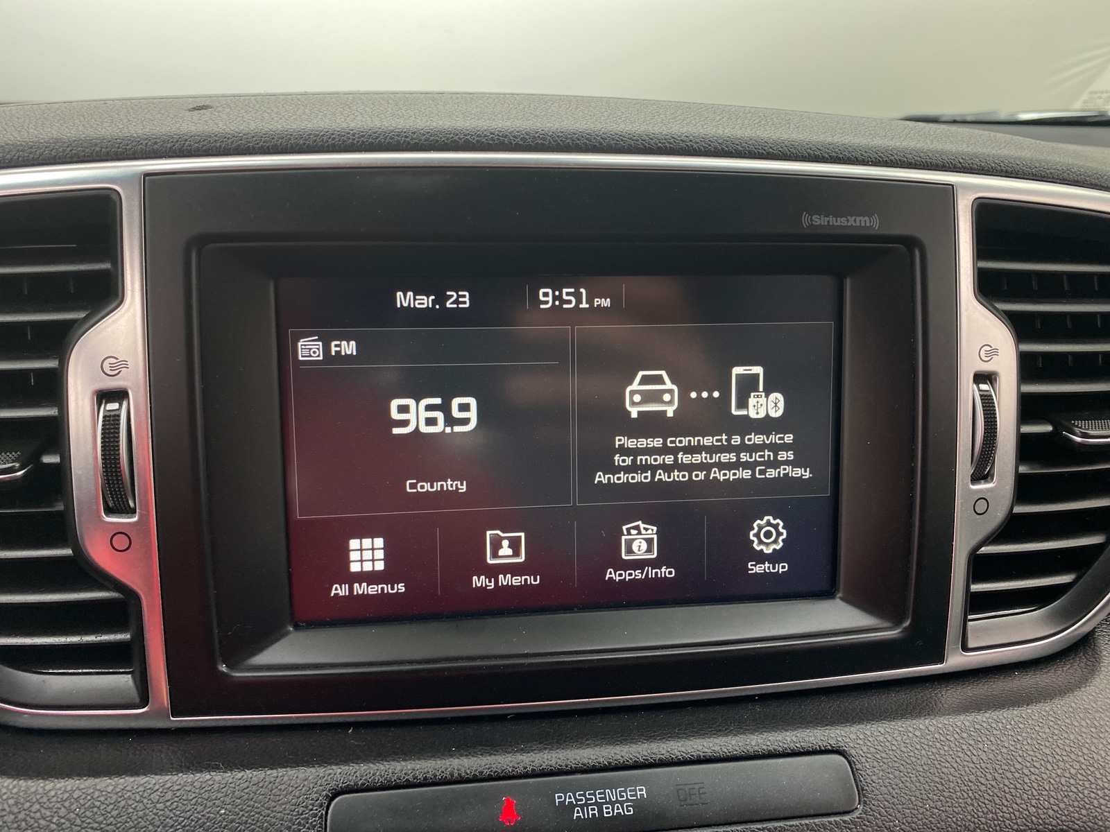 Thumbnail: 2018 Kia Sportage - 3