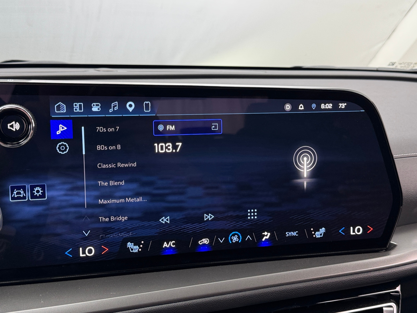 Thumbnail: 2026 Chevrolet Traverse - 4