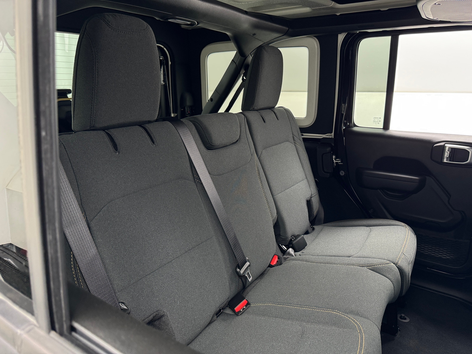 Thumbnail: 2025 Jeep Wrangler - 6