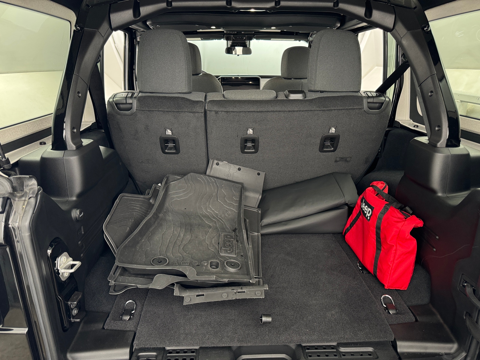 Thumbnail: 2025 Jeep Wrangler - 7