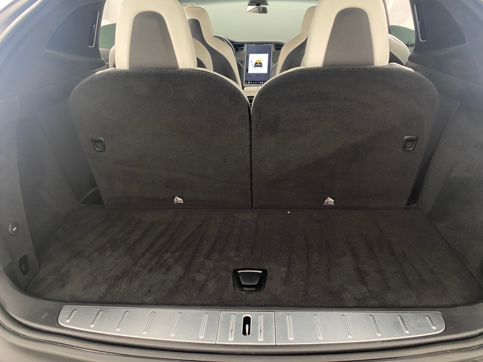 Thumbnail: 2018 Tesla Model X - 6