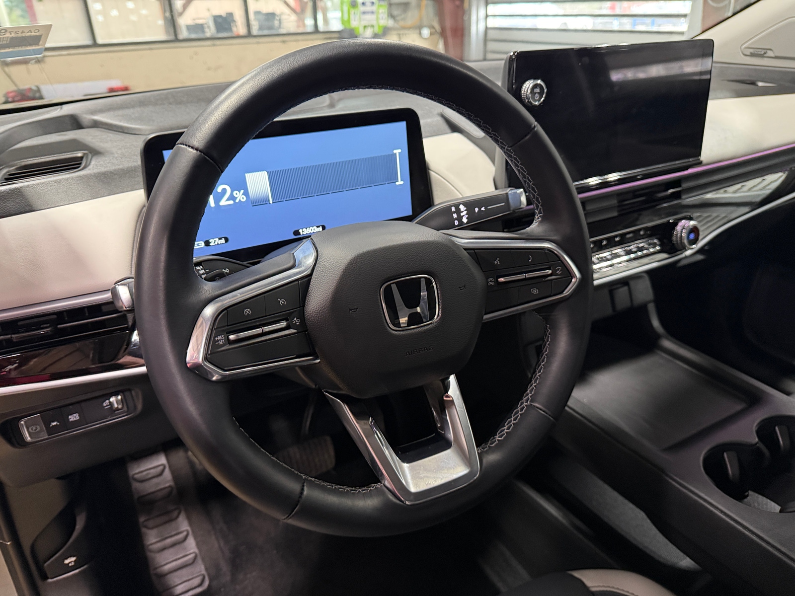 Thumbnail: 2024 Honda Prologue - 4