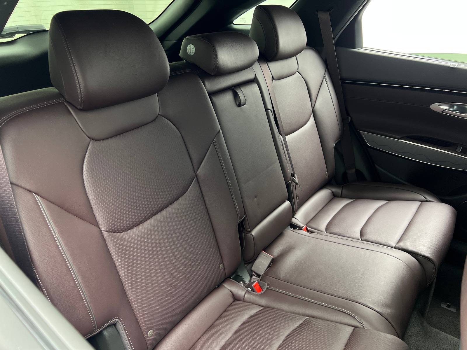 Thumbnail: 2022 Genesis GV70 - 5