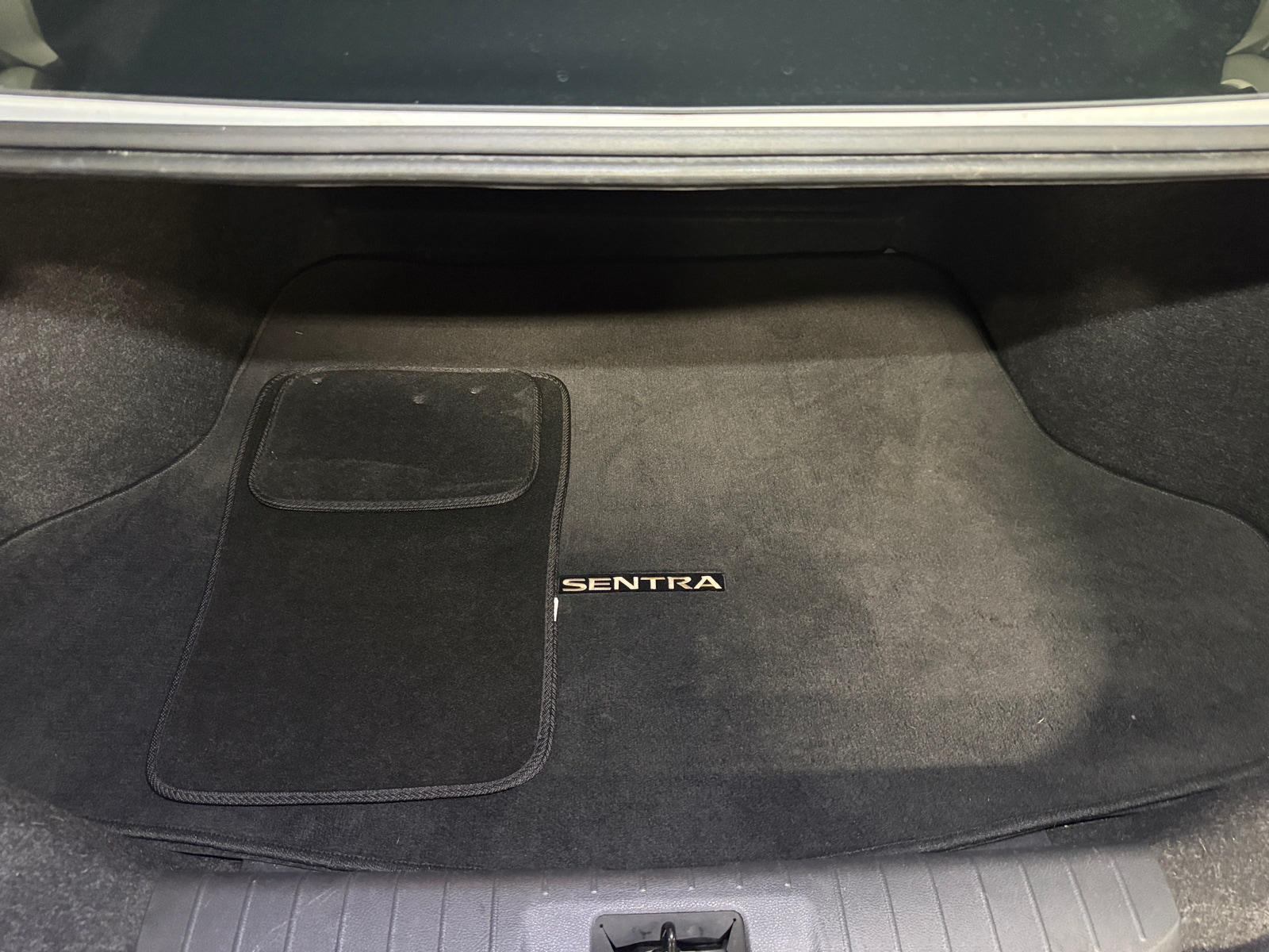 Thumbnail: 2020 Nissan Sentra - 7