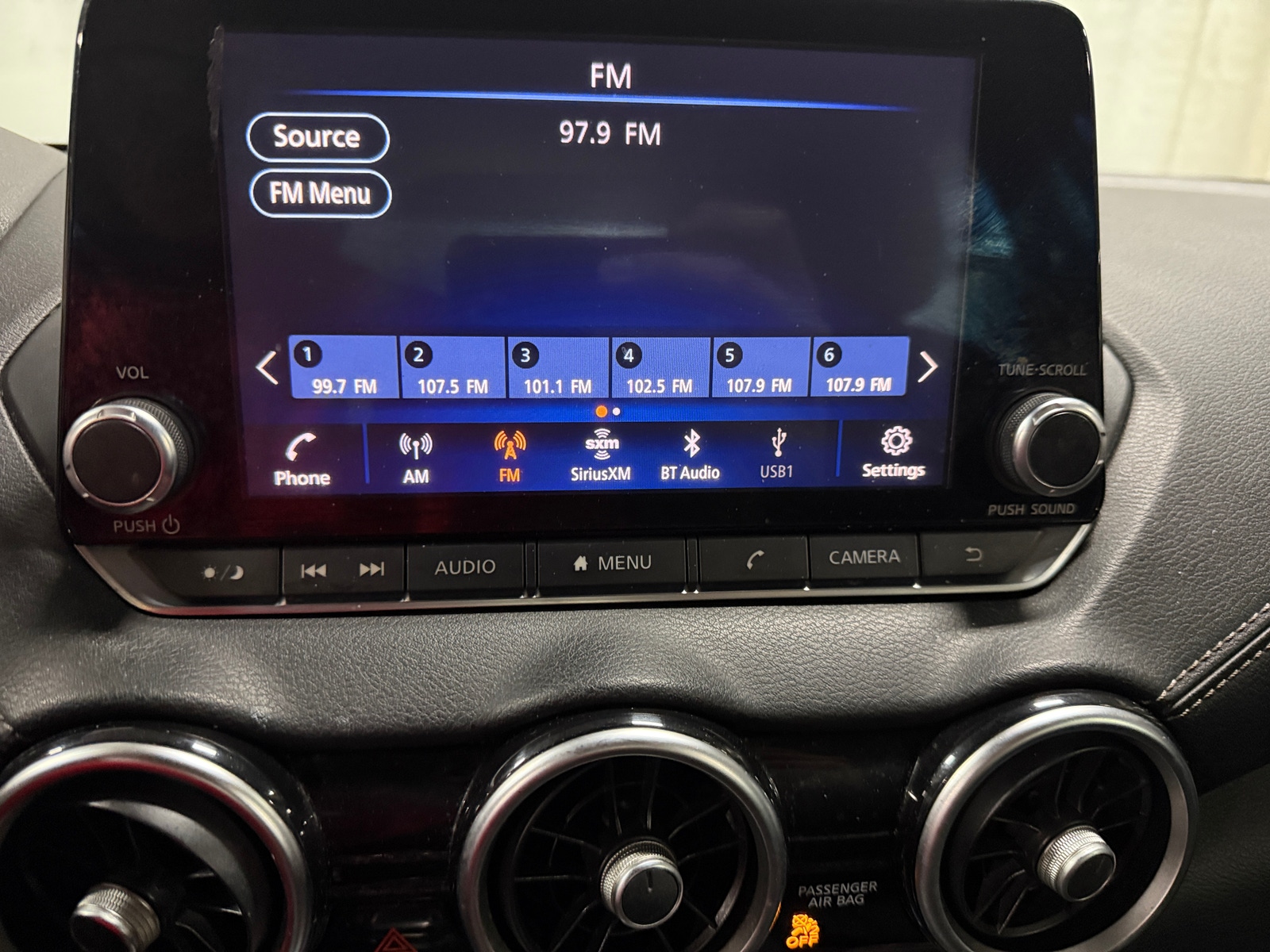 Thumbnail: 2020 Nissan Sentra - 4