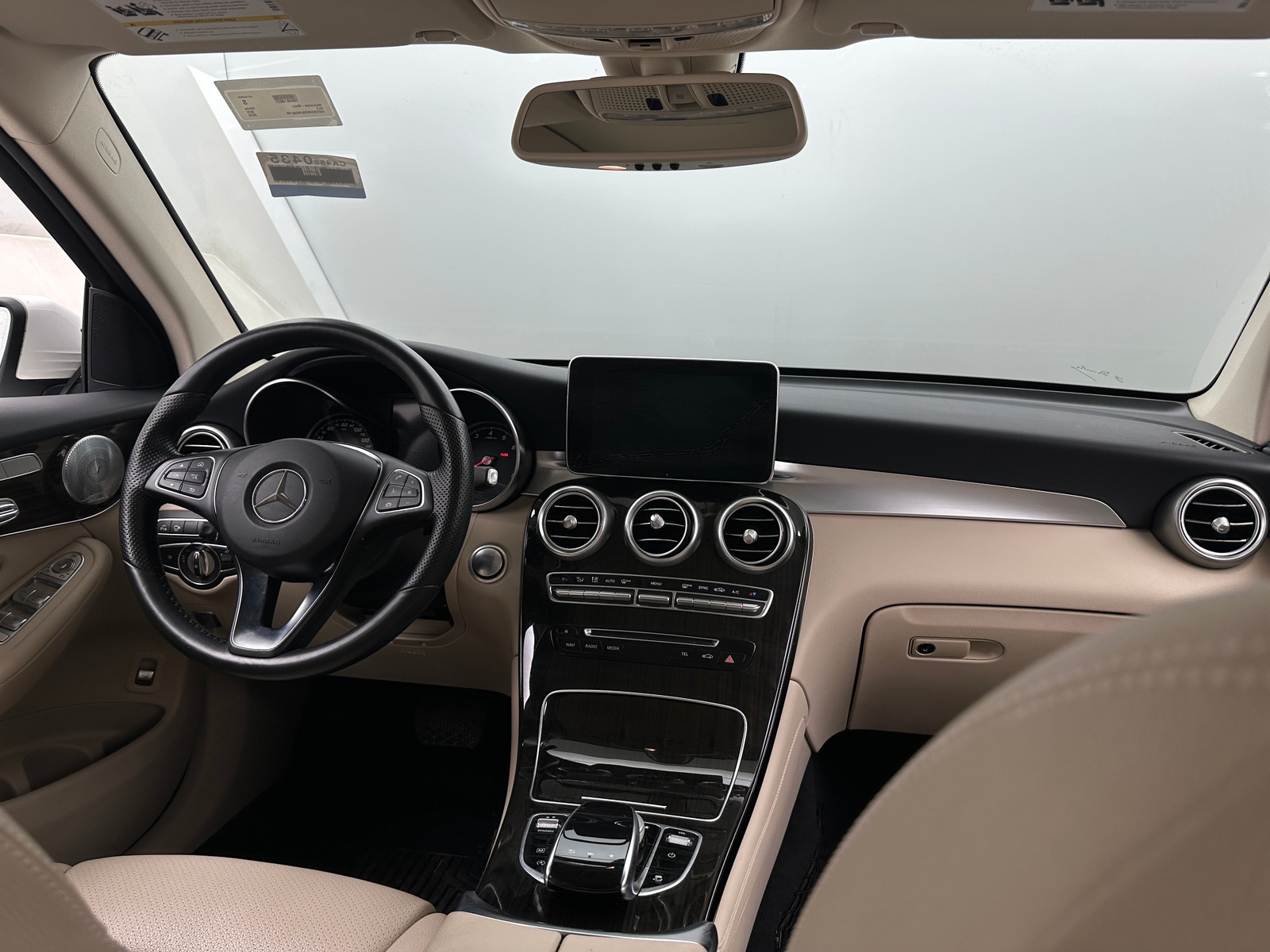 Thumbnail: 2018 Mercedes-Benz GLC - 2