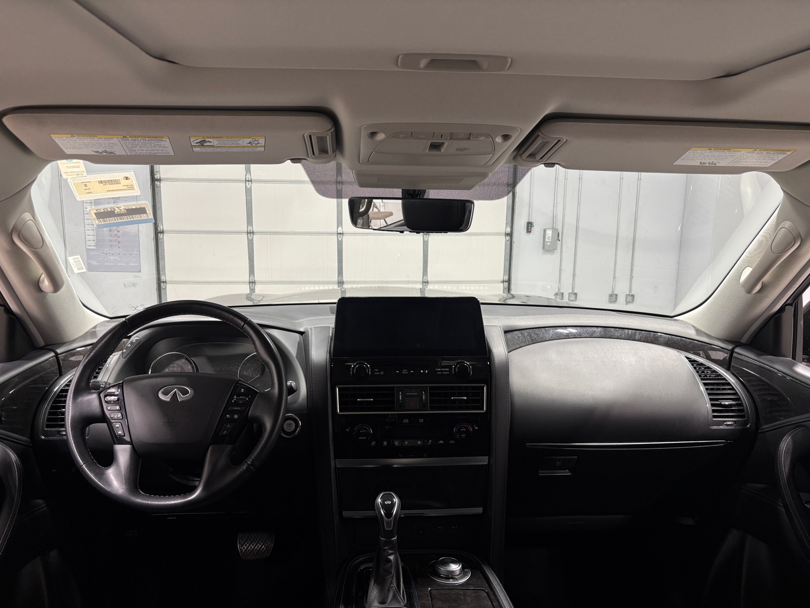 Thumbnail: 2024 INFINITI QX80 - 2