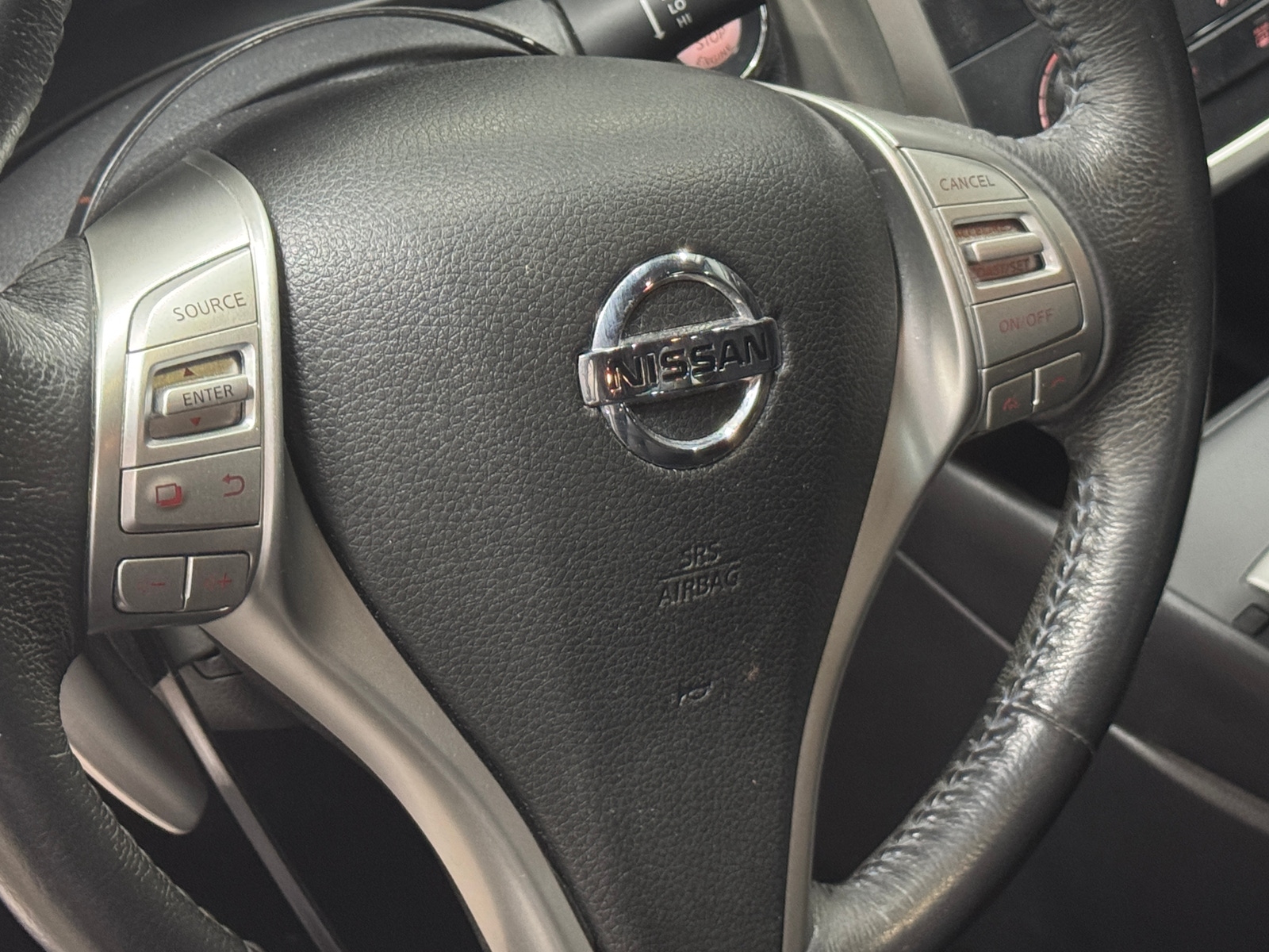 Thumbnail: 2017 Nissan Altima - 5