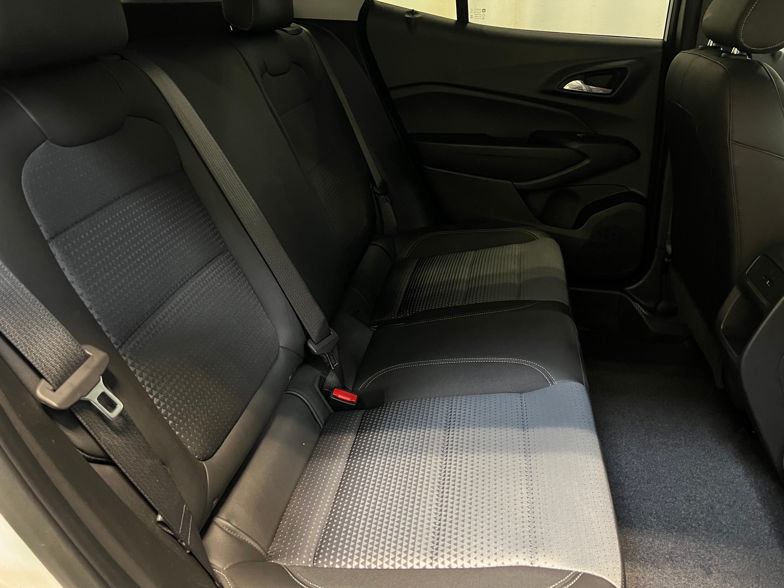 Thumbnail: 2025 Chevrolet Trax - 6