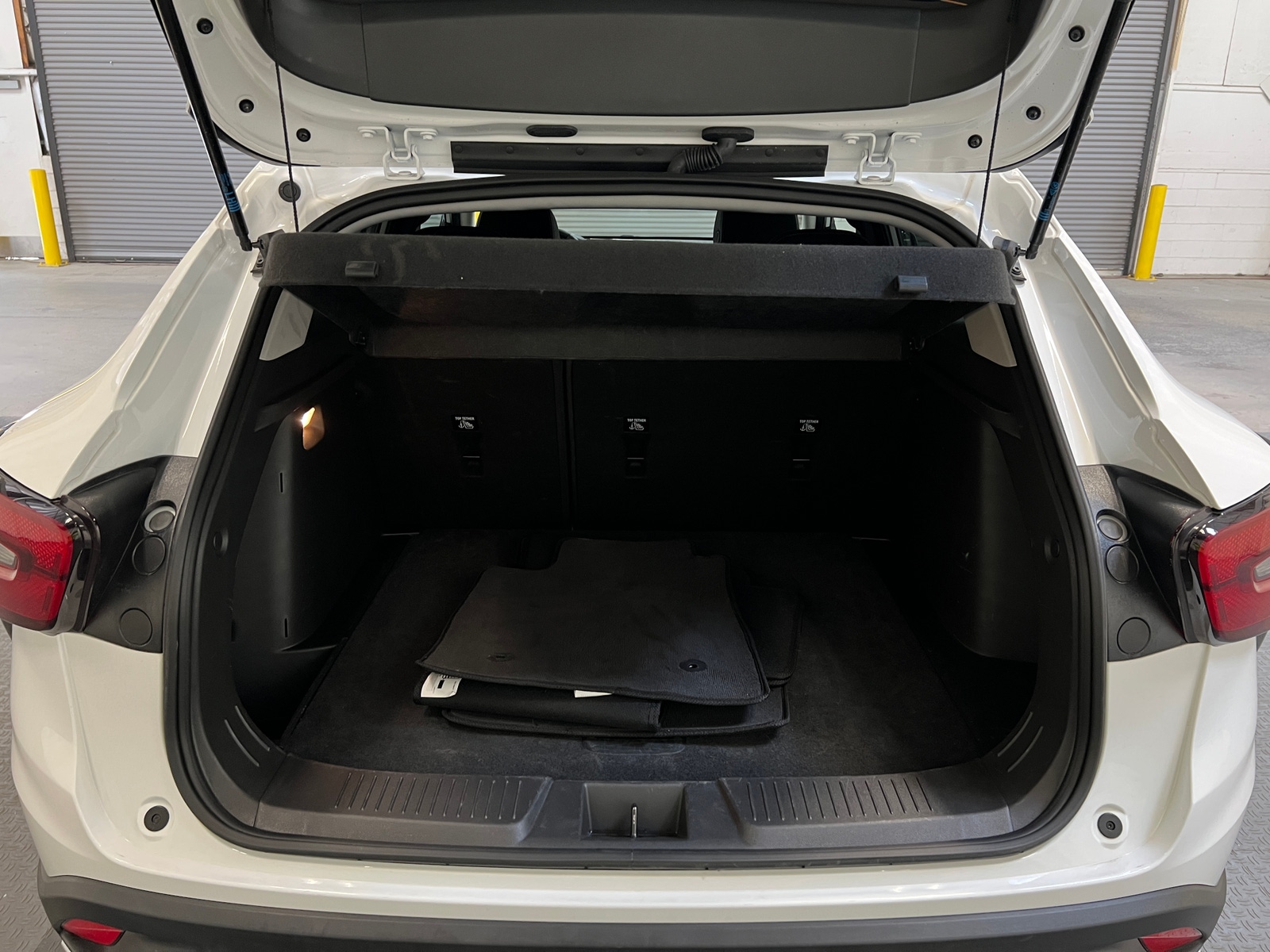 Thumbnail: 2025 Chevrolet Trax - 7