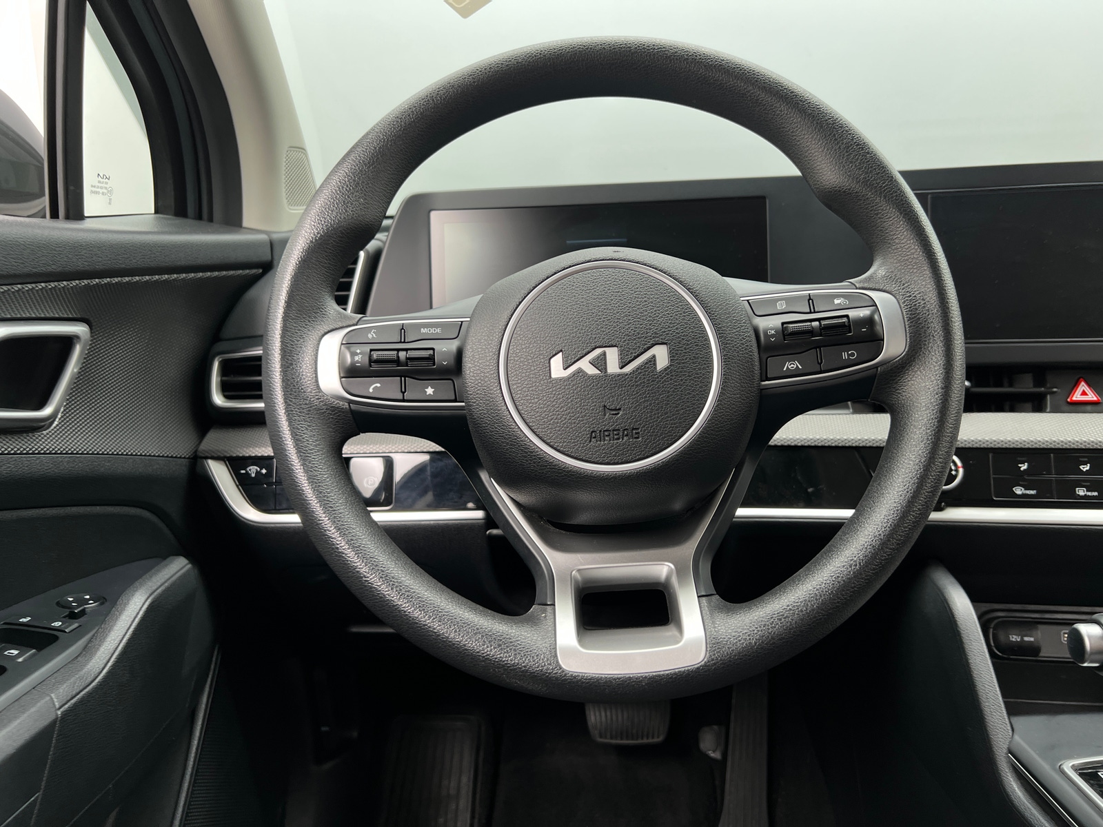 Thumbnail: 2025 Kia Sportage - 5