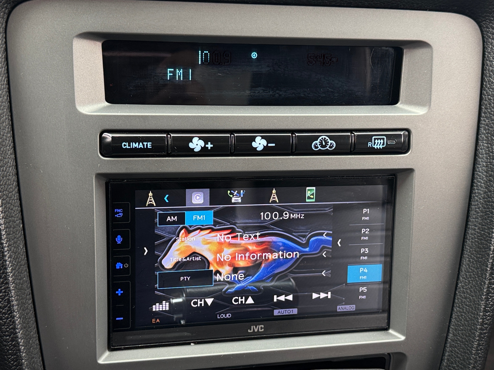 Thumbnail: 2012 Ford Mustang - 3