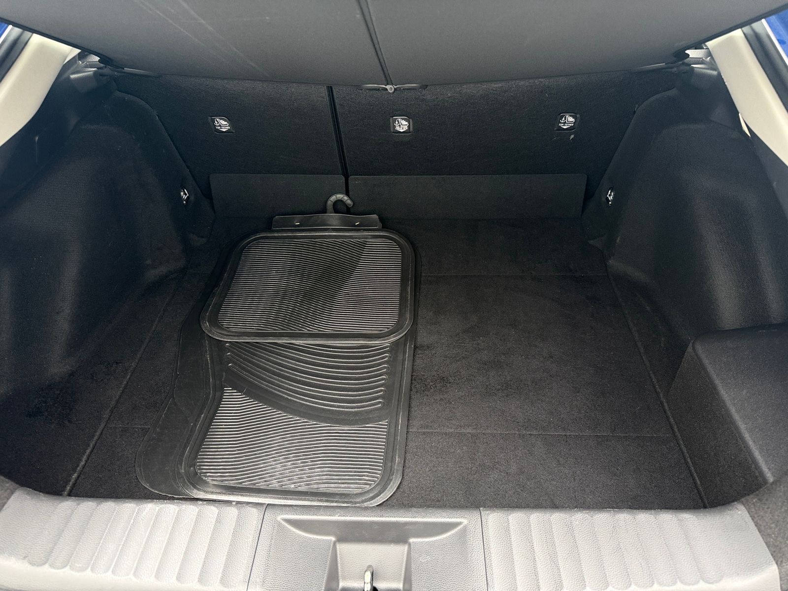 Thumbnail: 2025 Toyota Prius - 7