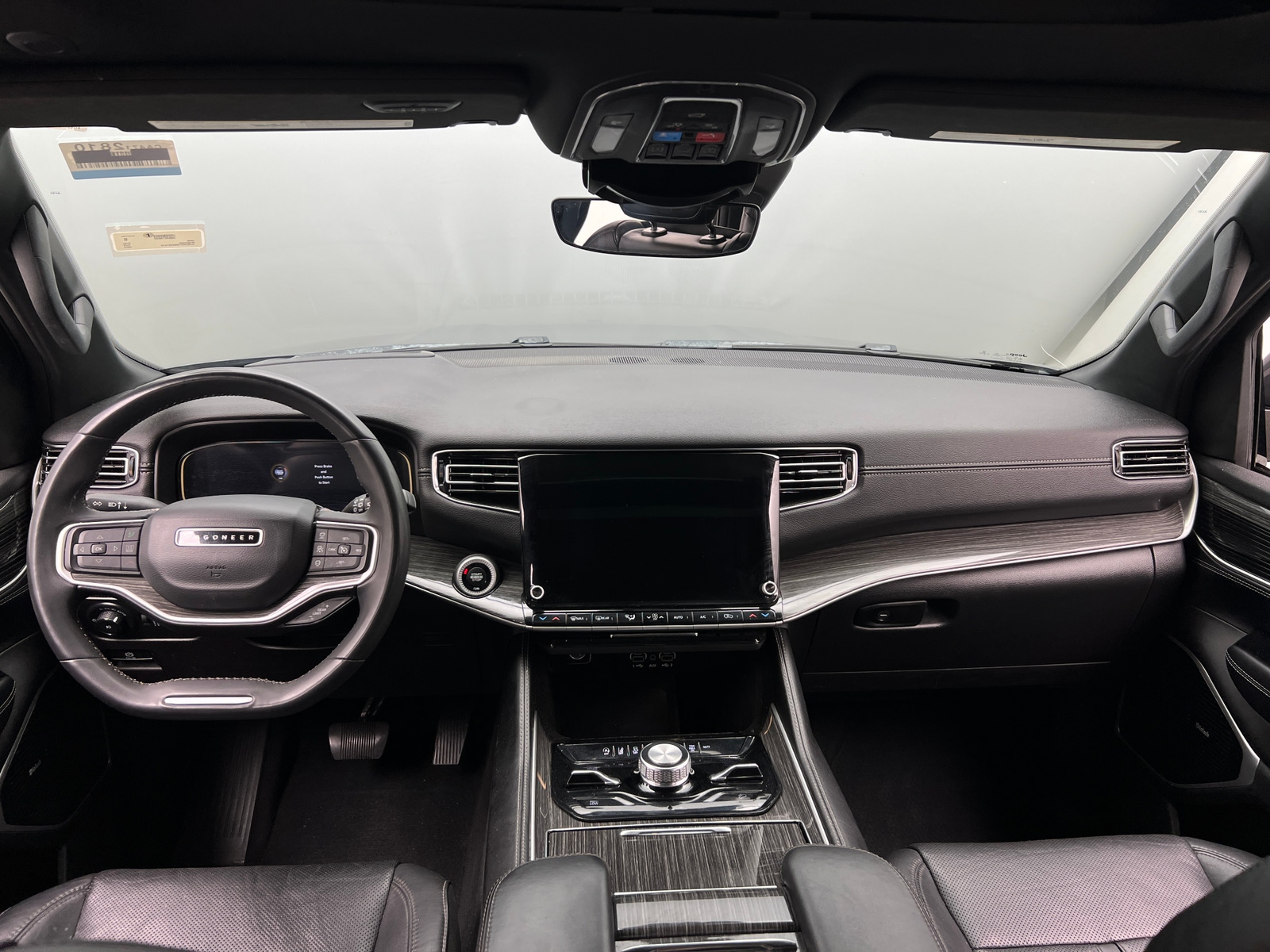 Thumbnail: 2022 Jeep Wagoneer - 2