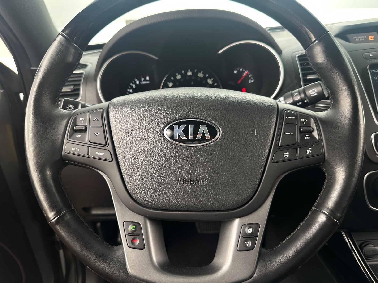 Thumbnail: 2014 Kia Sorento - 4