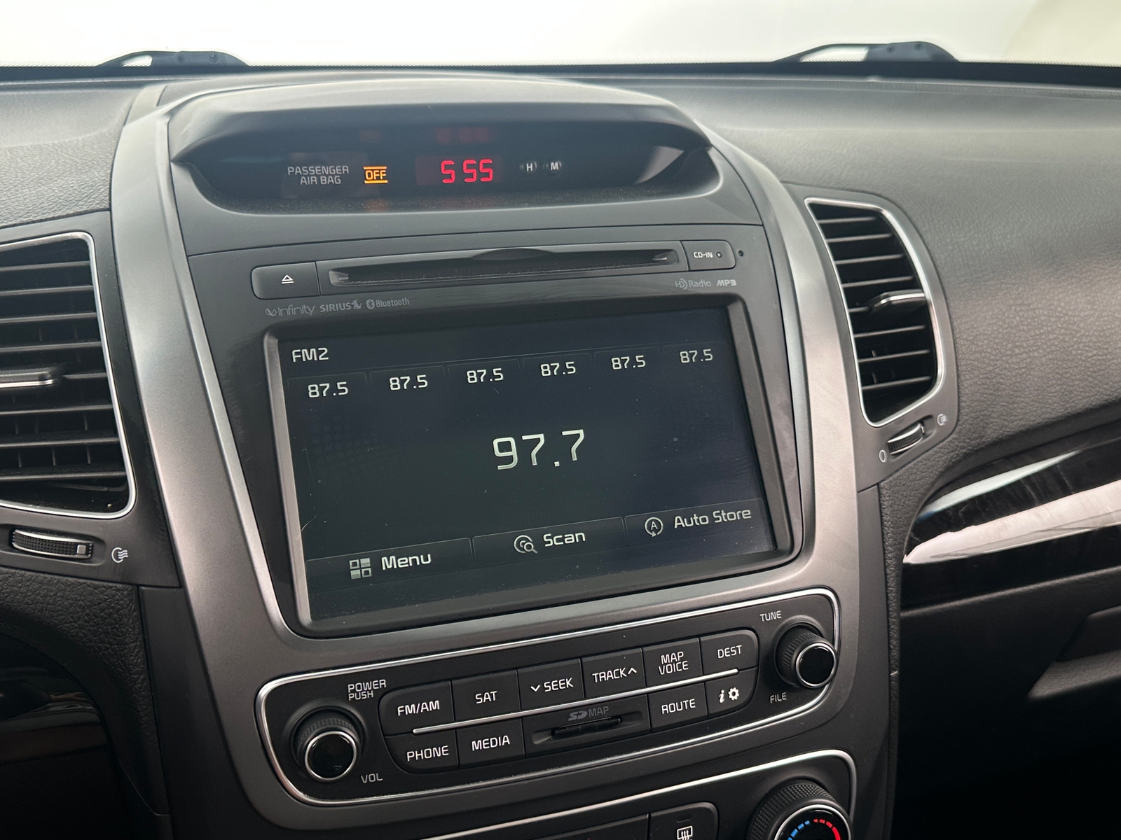 Thumbnail: 2014 Kia Sorento - 3