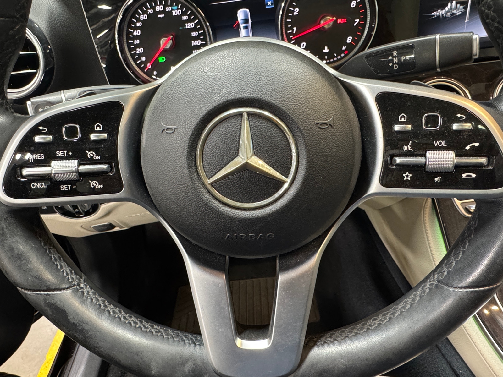 Thumbnail: 2019 Mercedes-Benz E-Class - 4