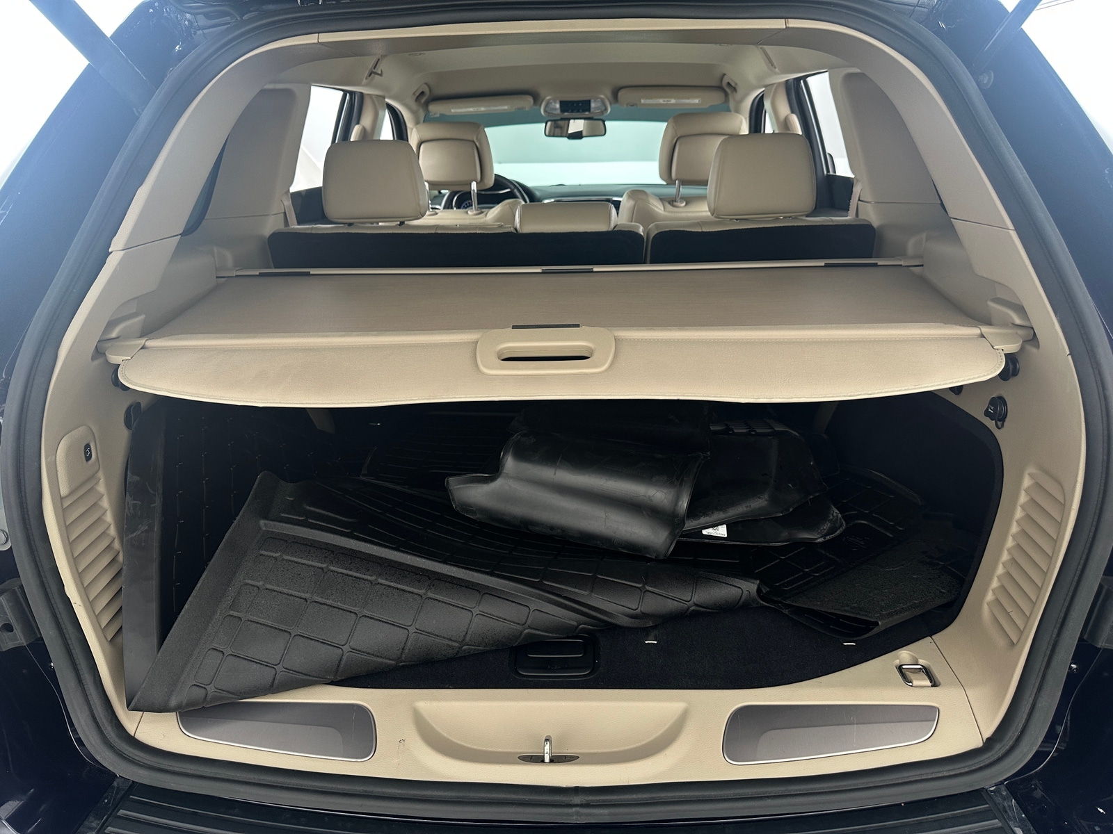 Thumbnail: 2016 Jeep Grand Cherokee - 6